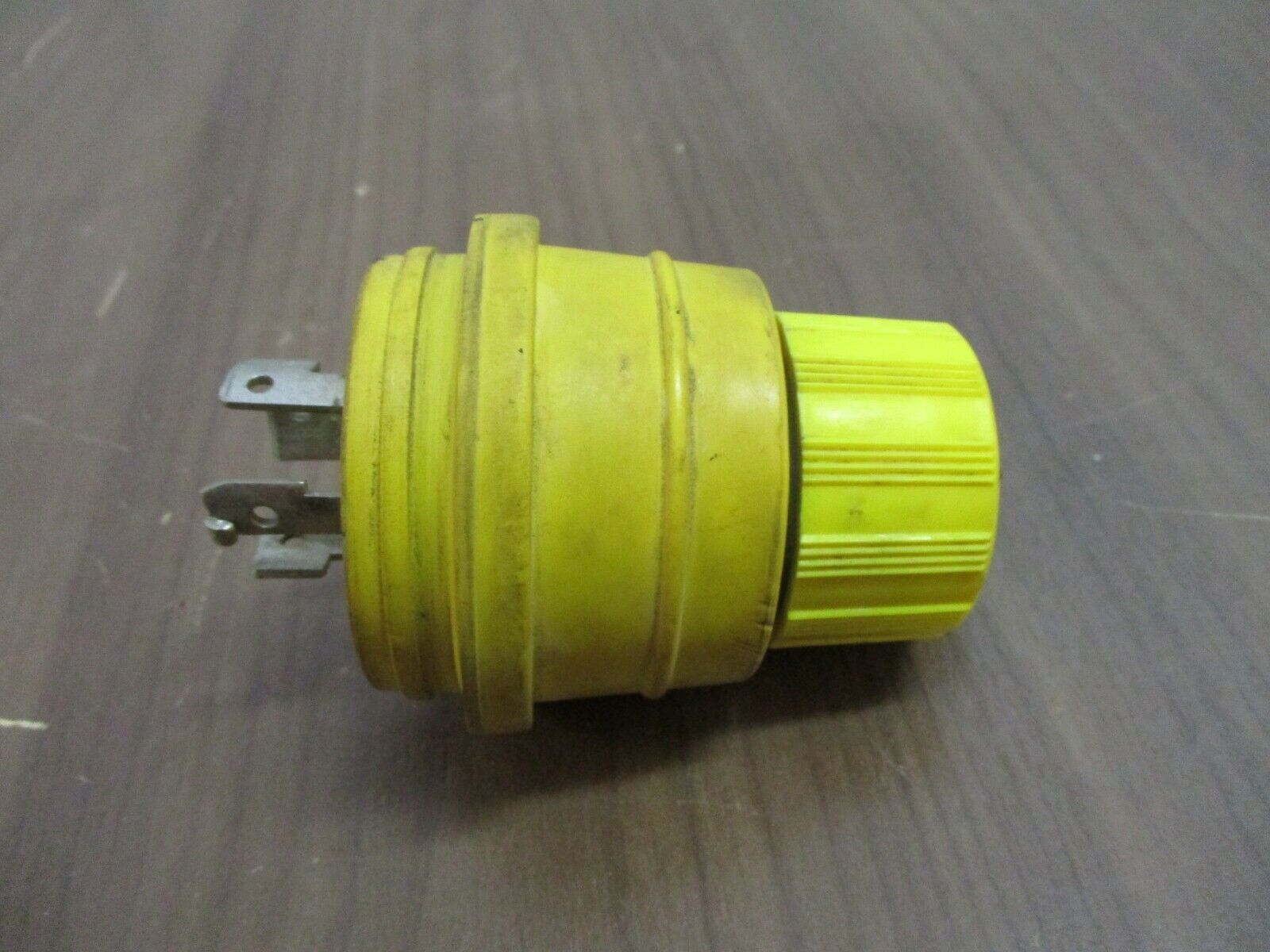Daniel Woodhead Watertight Plug Non-Nema 20A 120/208V Used