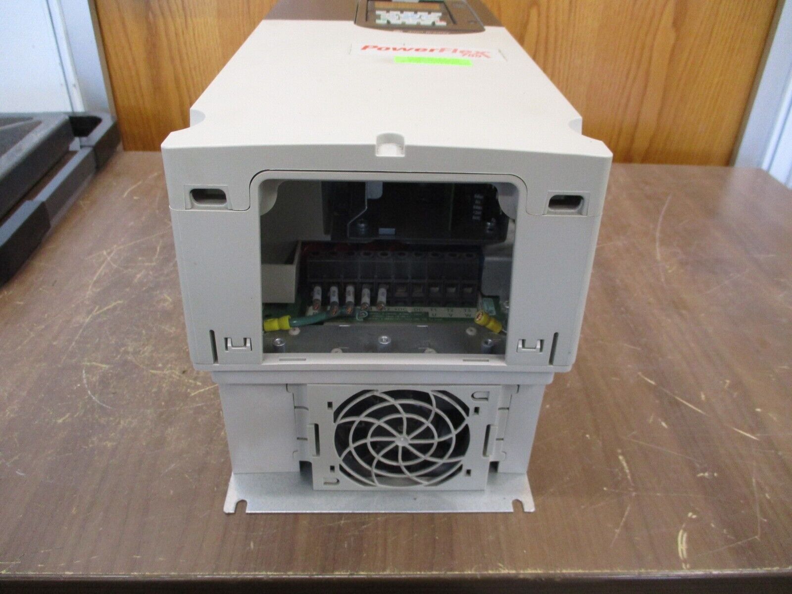 Allen-Bradley PowerFlex 755 AC Drive 20G11ND040AA0NNNNN 30HP 3Ph w/ Keypad Used