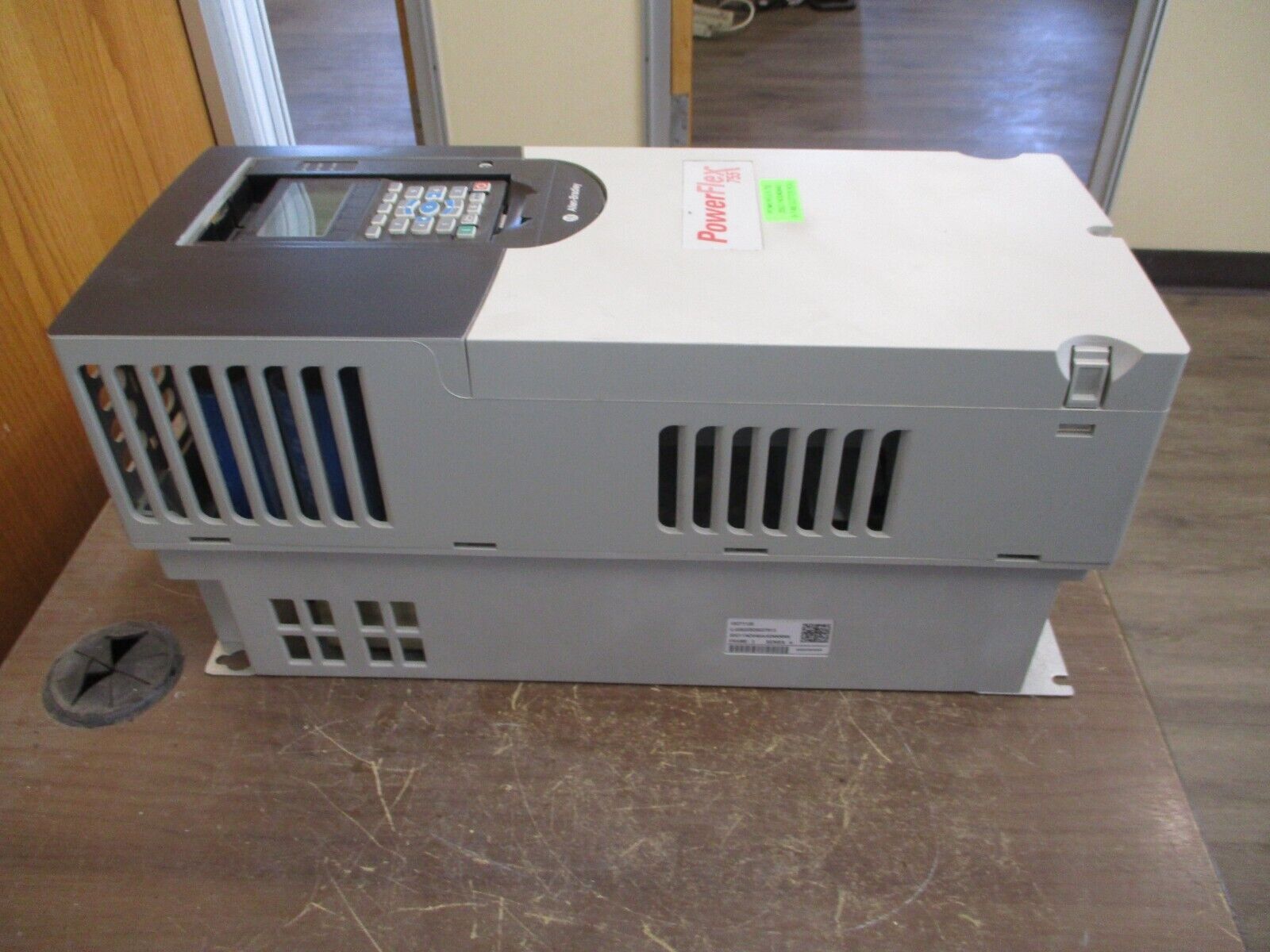 Allen-Bradley PowerFlex 755 AC Drive 20G11ND040AA0NNNNN 30HP 3Ph w/ Keypad Used