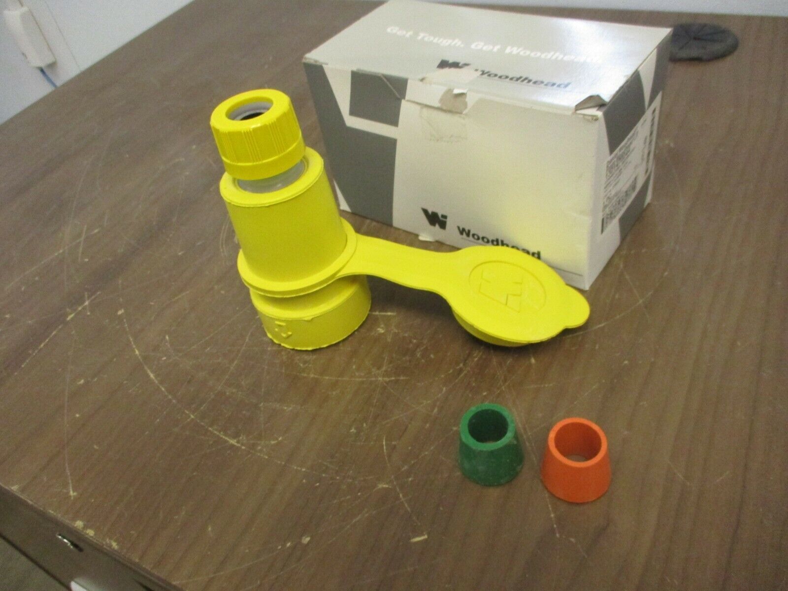 Daniel Woodhead Watertite Connector 27W47 20A 125V Nema L5-20 New Surplus