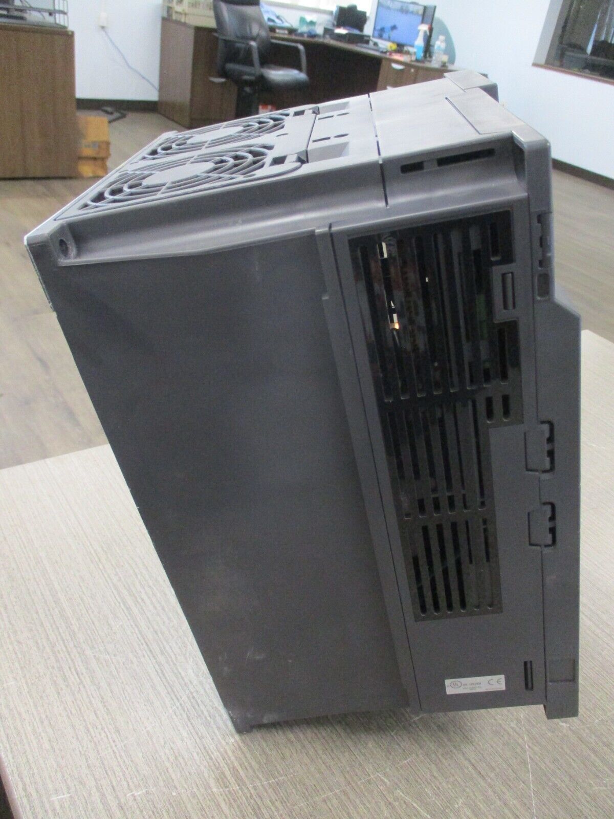 Mitsubishi F700 AC Drive FR-F740-00380-NA 25HP 3PH Input: Output: W/Keypad Used