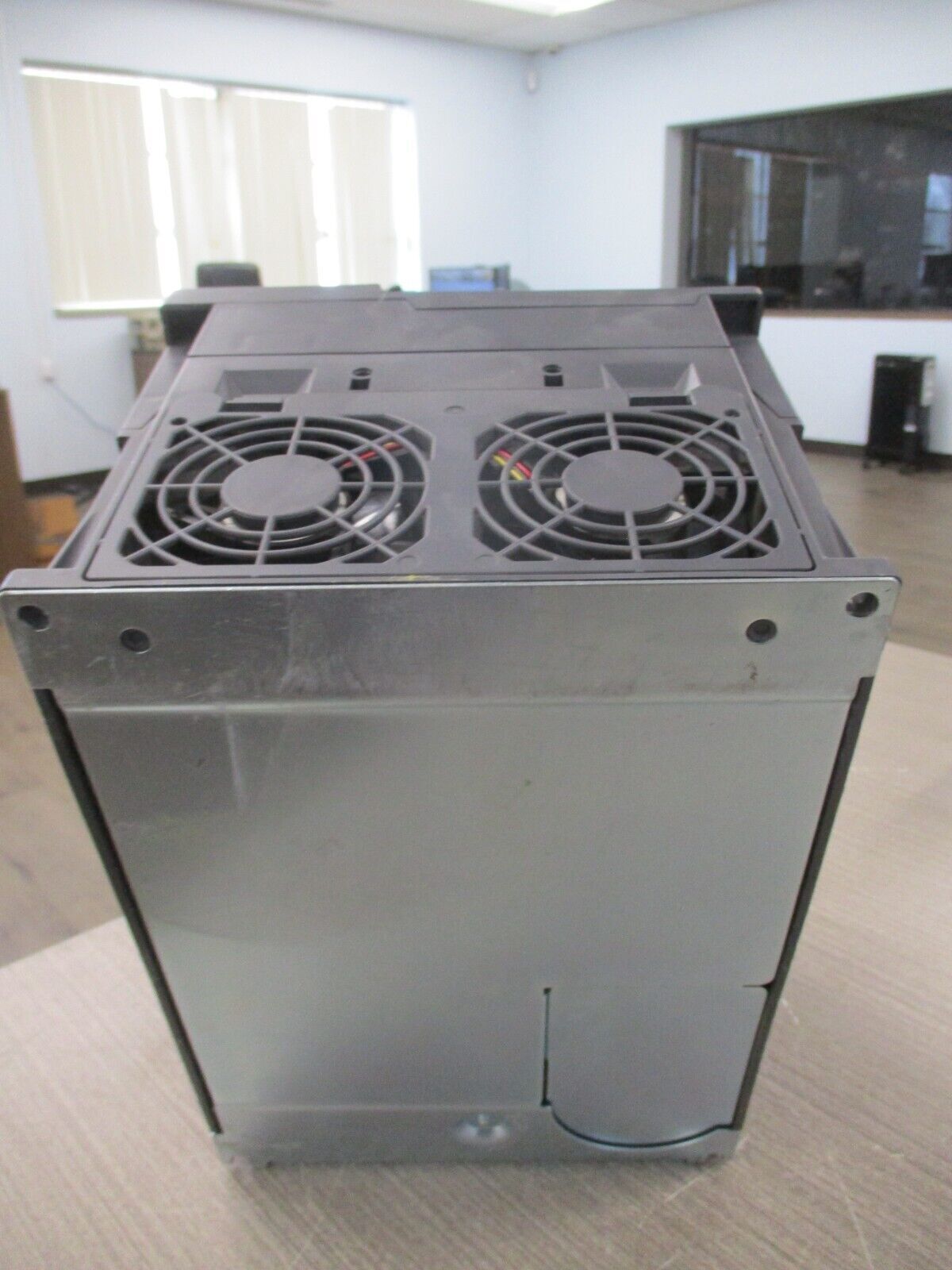 Mitsubishi F700 AC Drive FR-F740-00380-NA 25HP 3PH Input: Output: W/Keypad Used