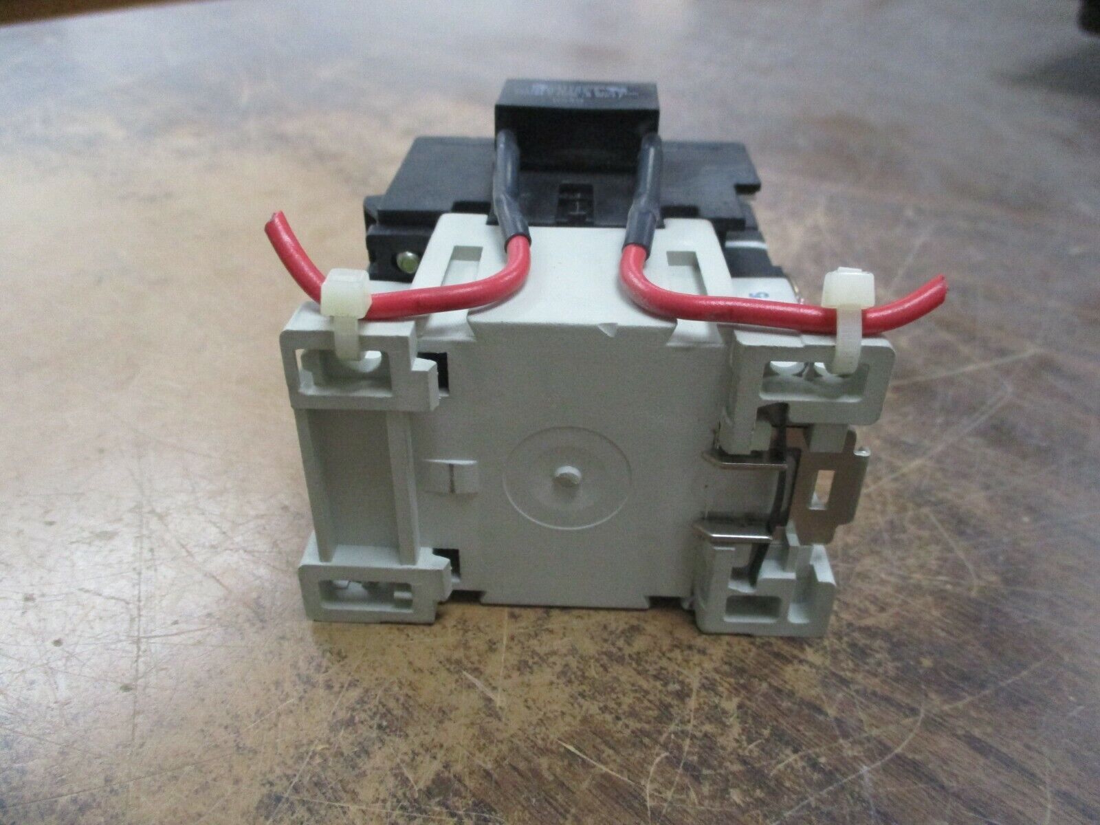 Sprecher+Schuh Contactor CA3-16 120V Coil 24A 600V w/ Aux Contact Block Used