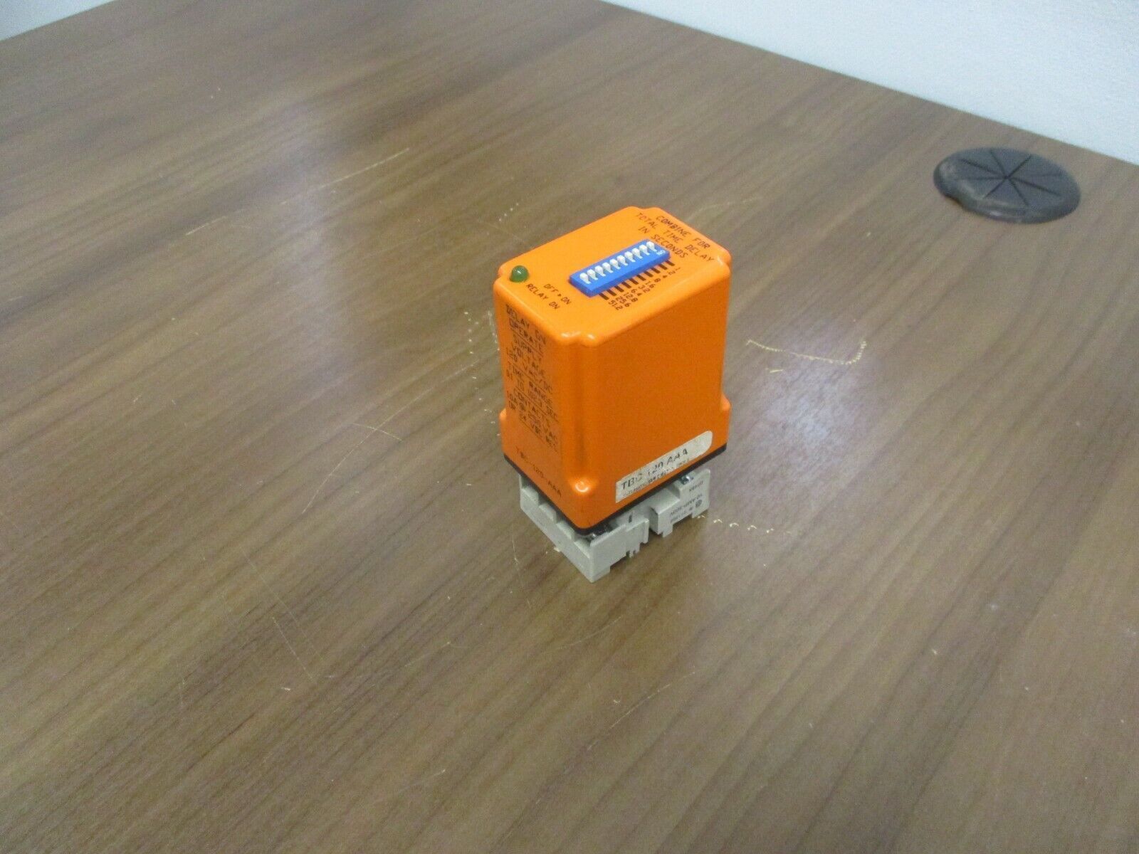 Diversified Electronics Time Delay Relay TBC-120-AAA 120V Range: 0.1-102.3 sec