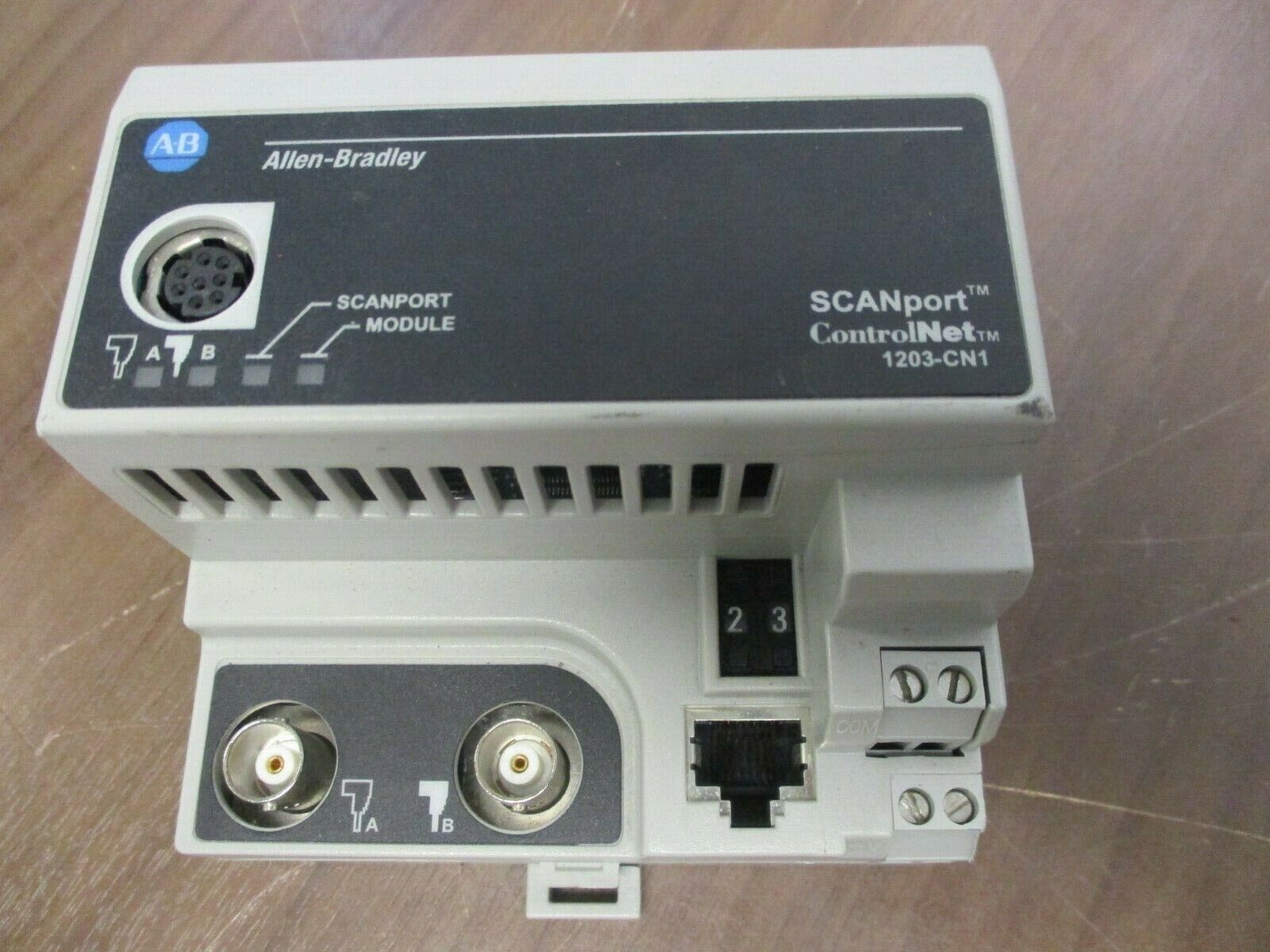 Allen-Bradley Scanport Control Net 1203-CN1 SCANport 12VDC 60MA Used