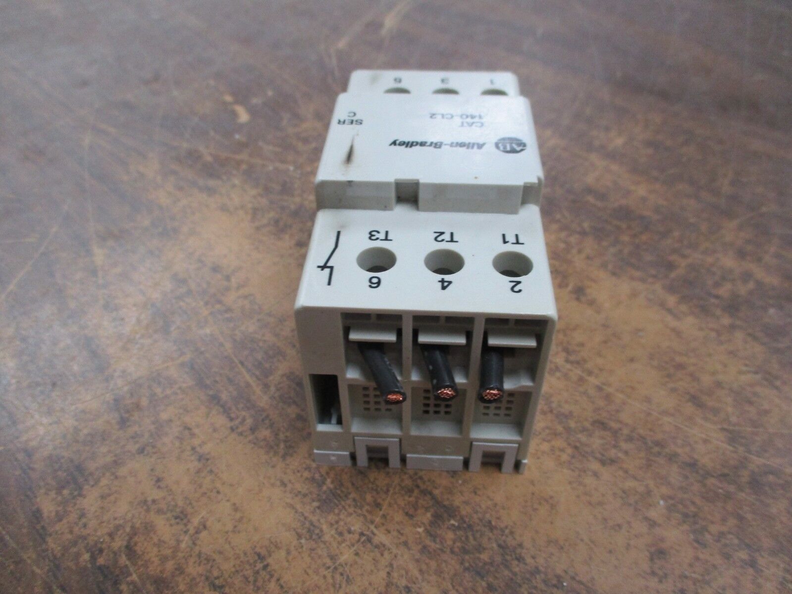 Allen-Bradley Current Limiter 140-CL2 Ser. C 25A 600V Used