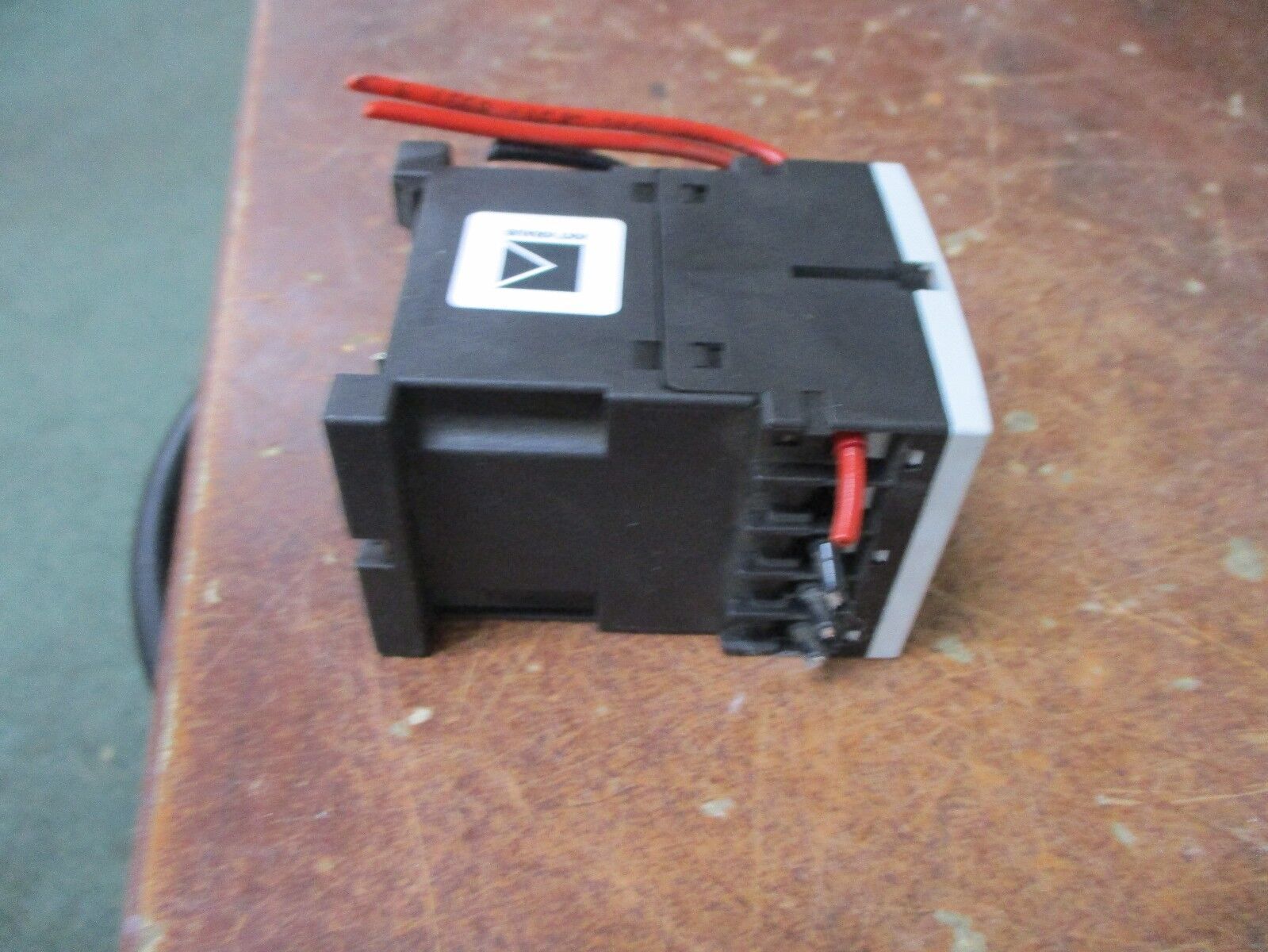 Siemens Sirius Contactor 3RT1016-1AB01 24V Coil 20A 600V Used