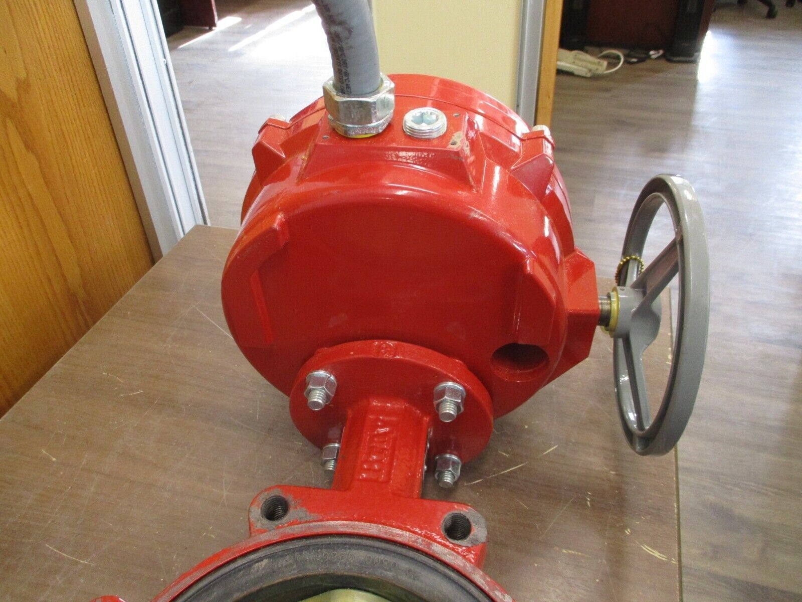 Bray Actuated Butterfly Valve SSL2-C080 70-0201H Size 8" Stem: SS416 Seat: EPDM