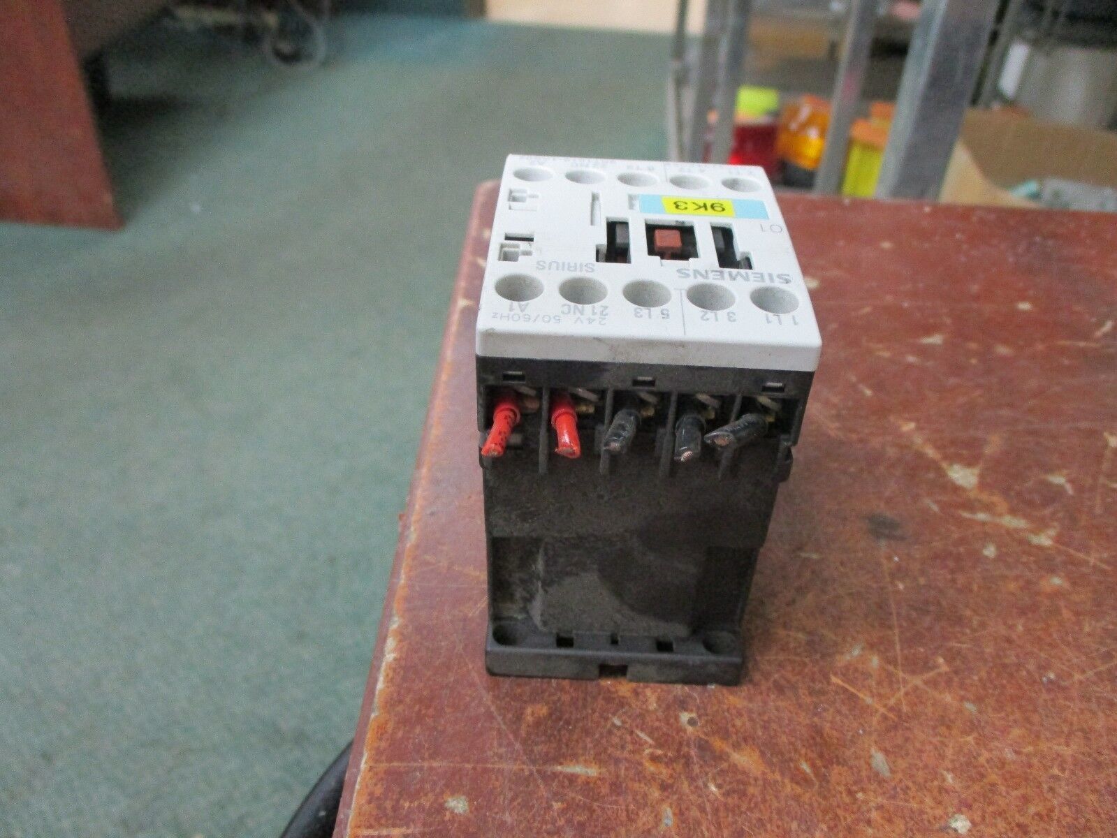 Siemens Sirius Contactor 3RT1016-1AB02 24V Coil 20A 600V Used