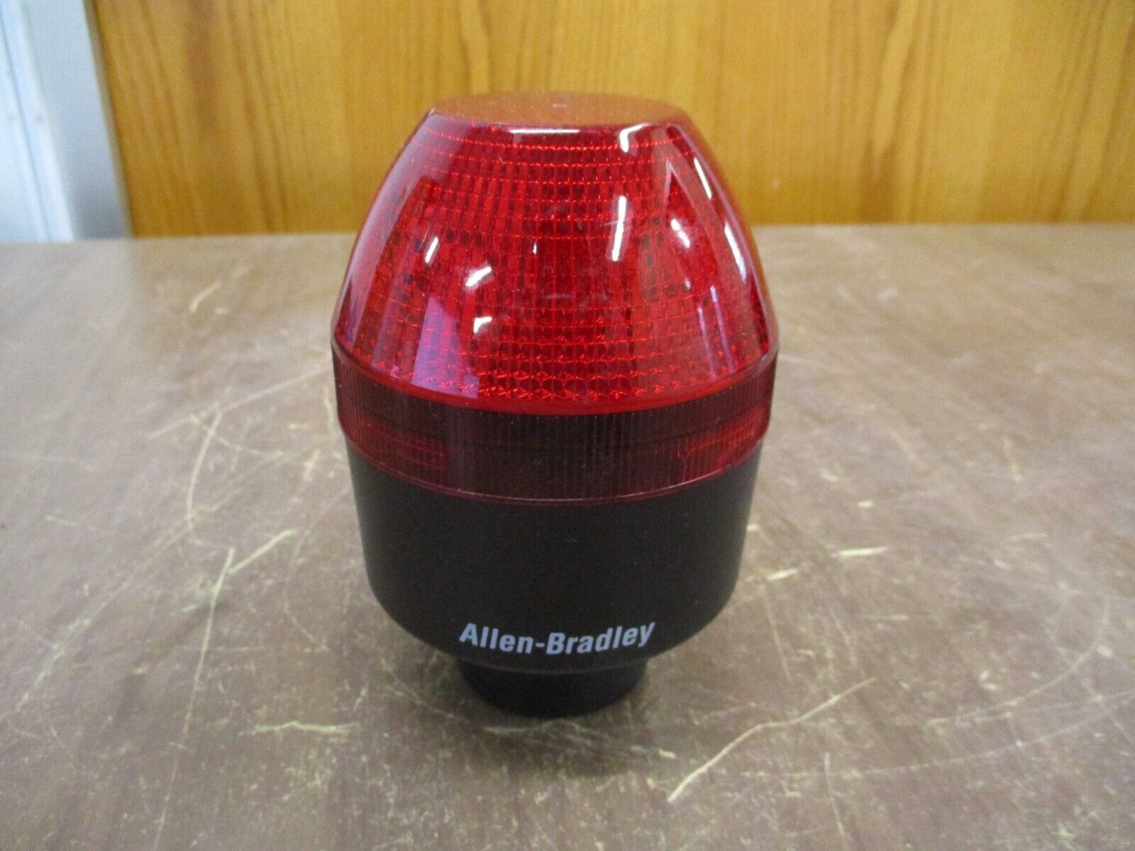Allen-Bradley Beacon 855BS-N35SL4 Ser. B Steady / Flashing Red New Surplus