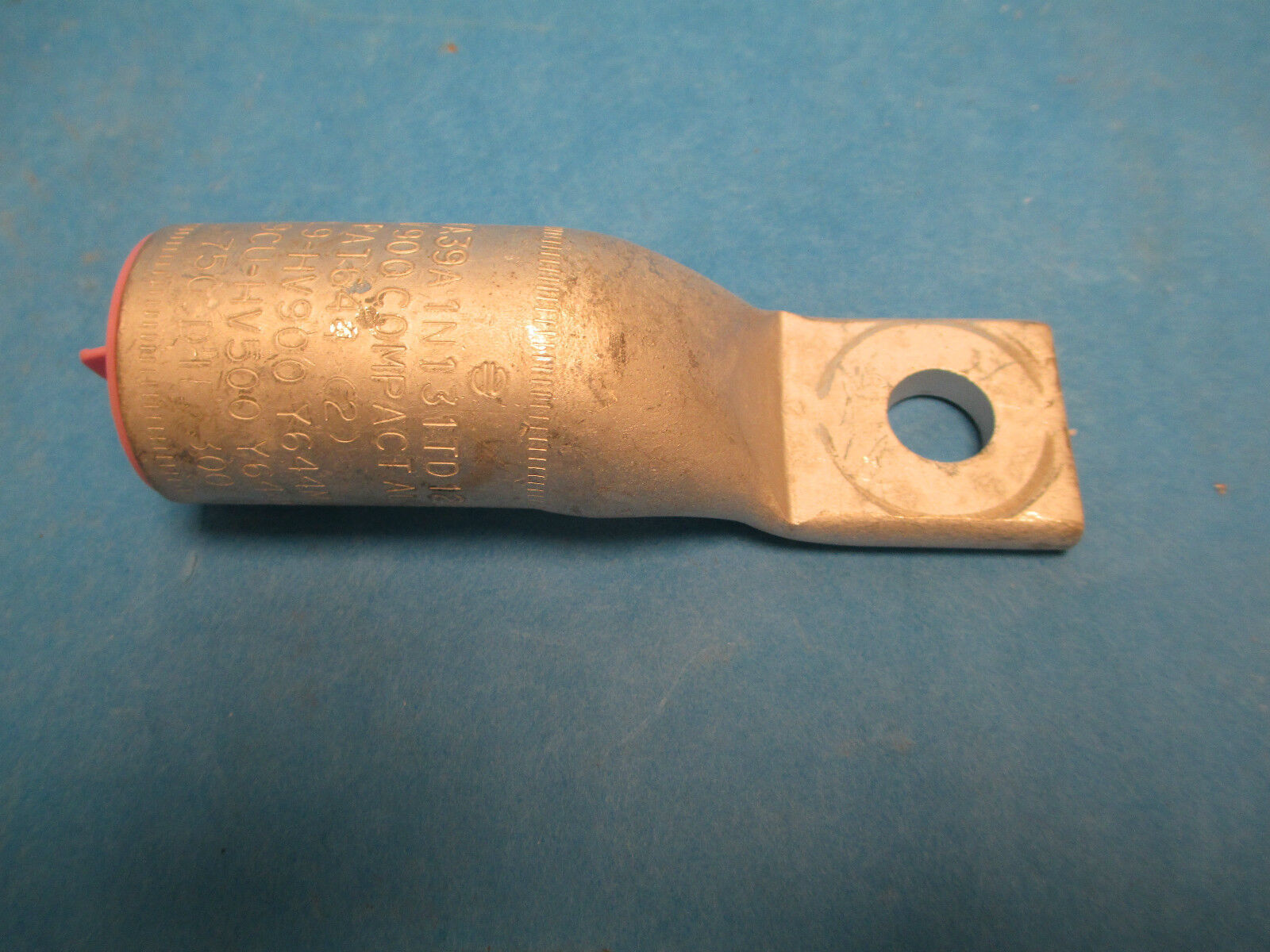 Burndy Compression Lug YA39A1N131TD12E, 500-750 kcmil Pink Die 300, New Surplus!