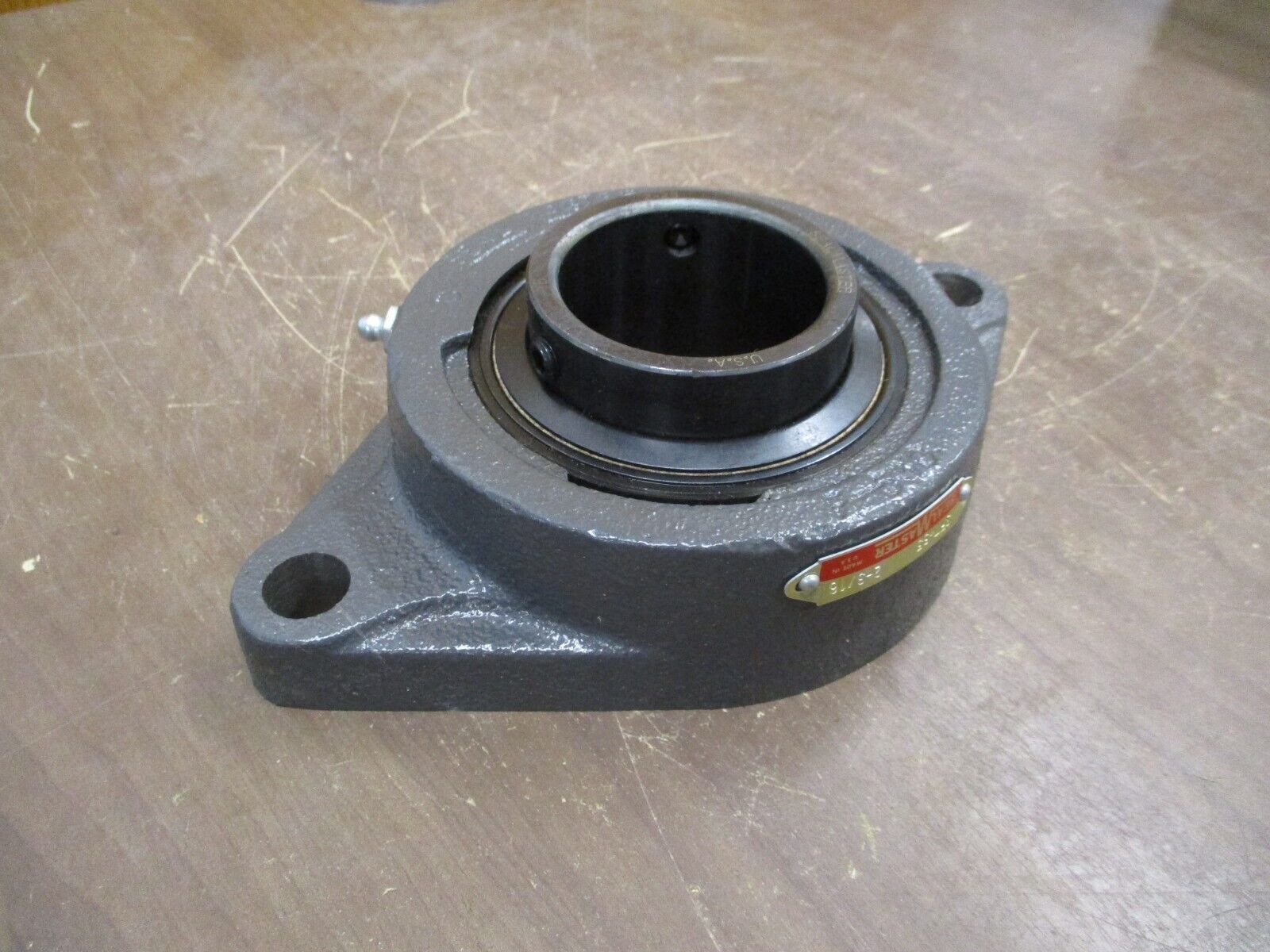 Seal Master Gold Line Flange Mount Bearing SFT-35 2 3/16" New Surplus