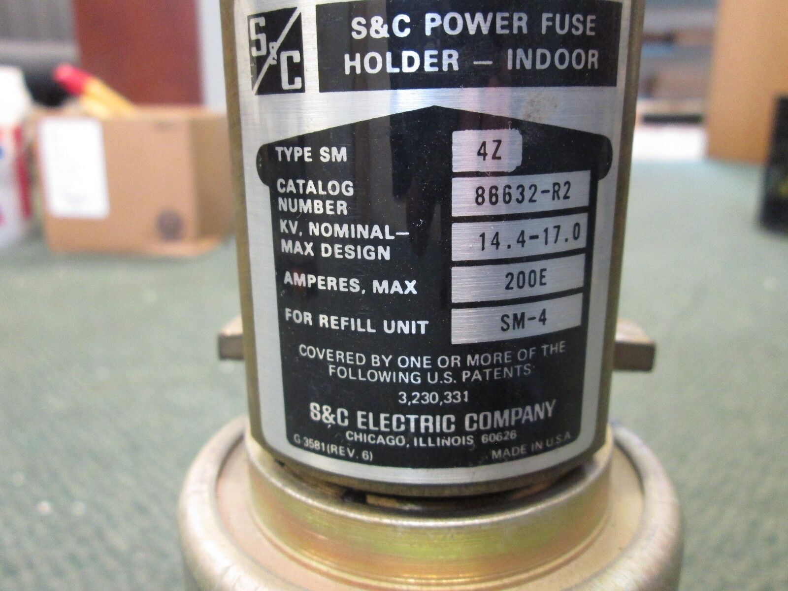 S & C SM 4Z Medium Voltage Fuse 86632-R2 200A Body 14.4-17KV 80E Fuse Refill
