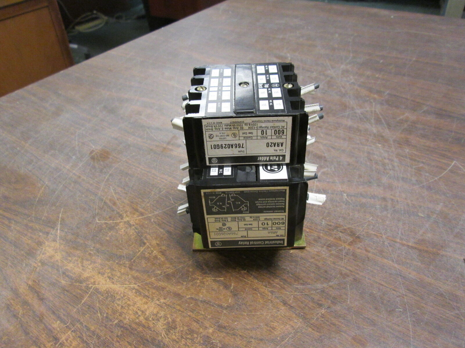 Westinghouse Control Relay w/ 4 Pole Adder AR6A 766A026G01 120V Coil 10A 600V