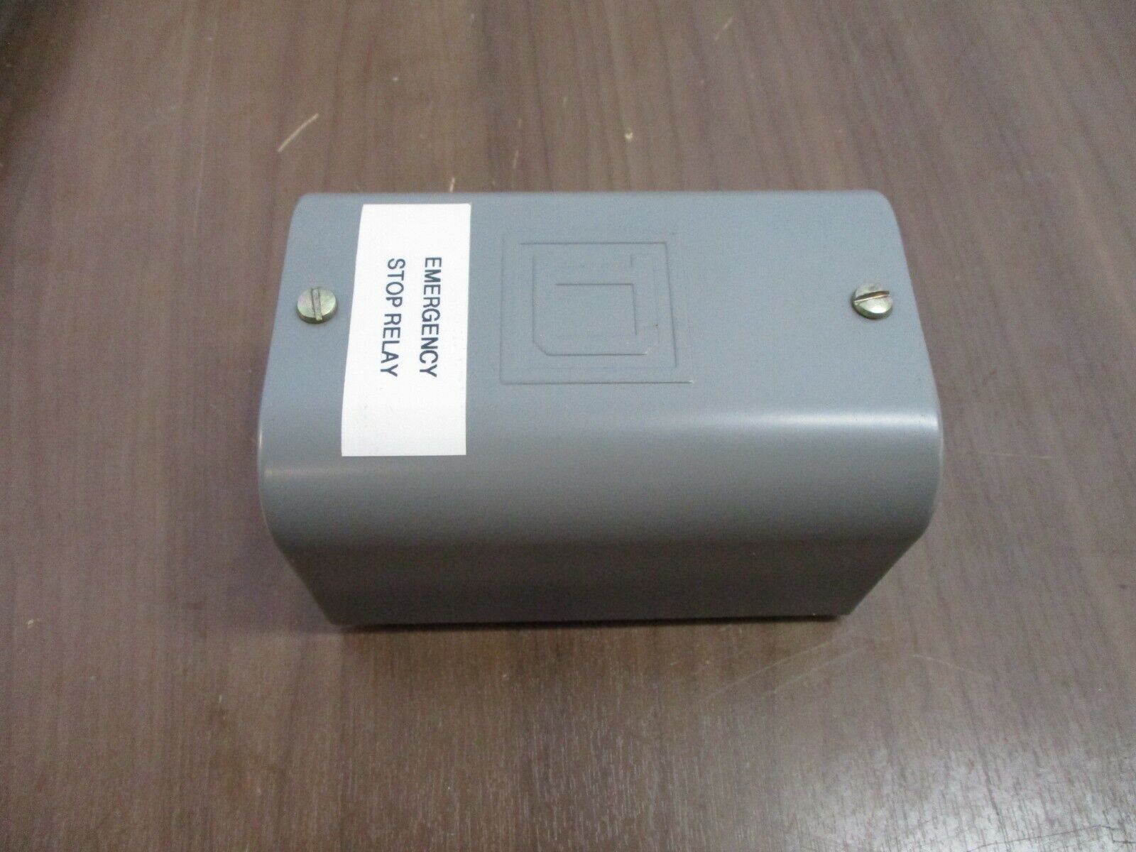 Square D Enclosed Power Relay 8501 C015V20 Ser. C 120V Coil Nema 1 Enclosure