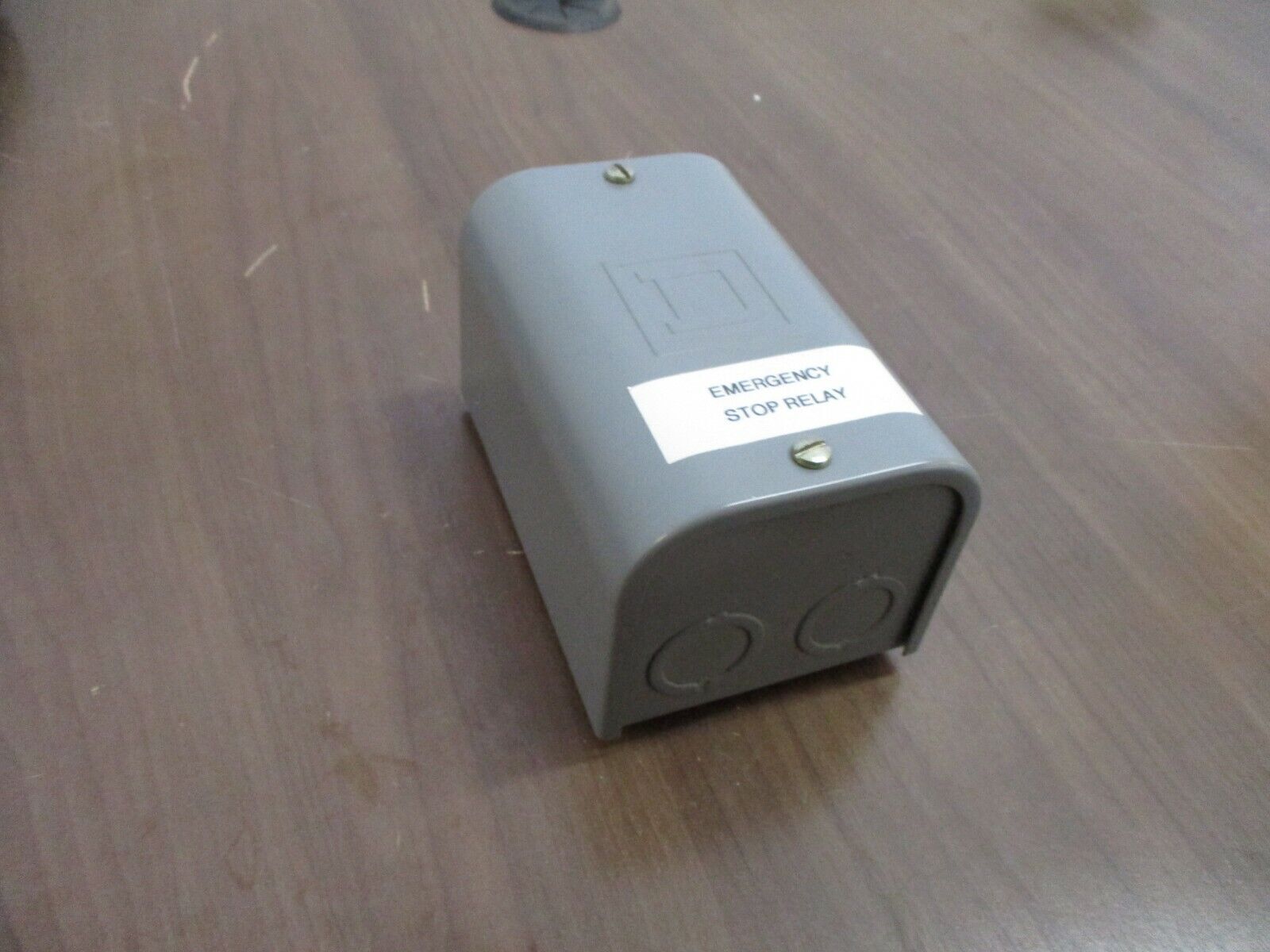 Square D Enclosed Power Relay 8501 C015V20 Ser. C 120V Coil Nema 1 Enclosure