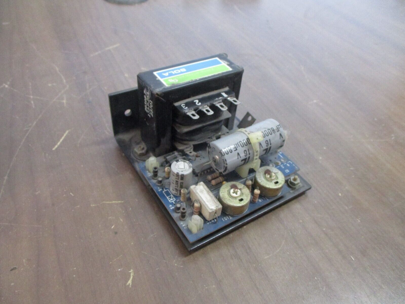 Sola Power Supply 81-05-230-01 Input: 115VAC 47-420Hz 0.50A Used