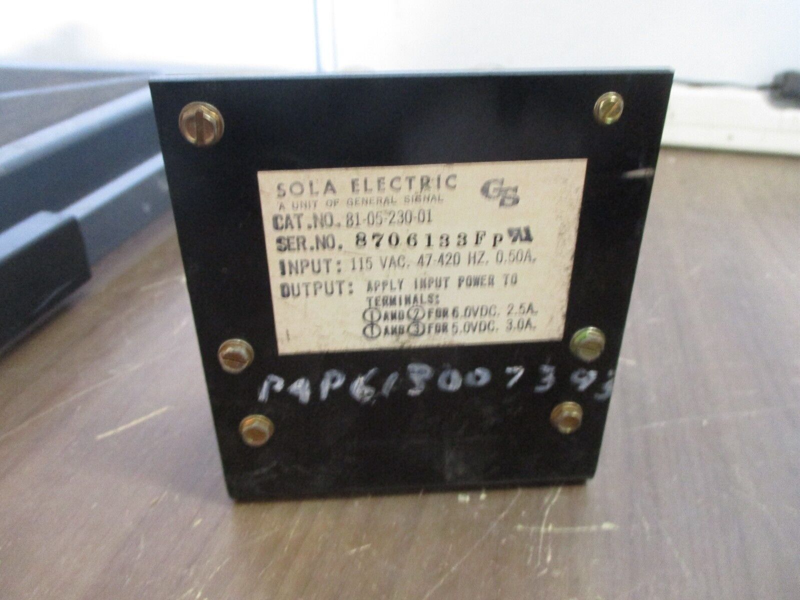 Sola Power Supply 81-05-230-01 Input: 115VAC 47-420Hz 0.50A Used