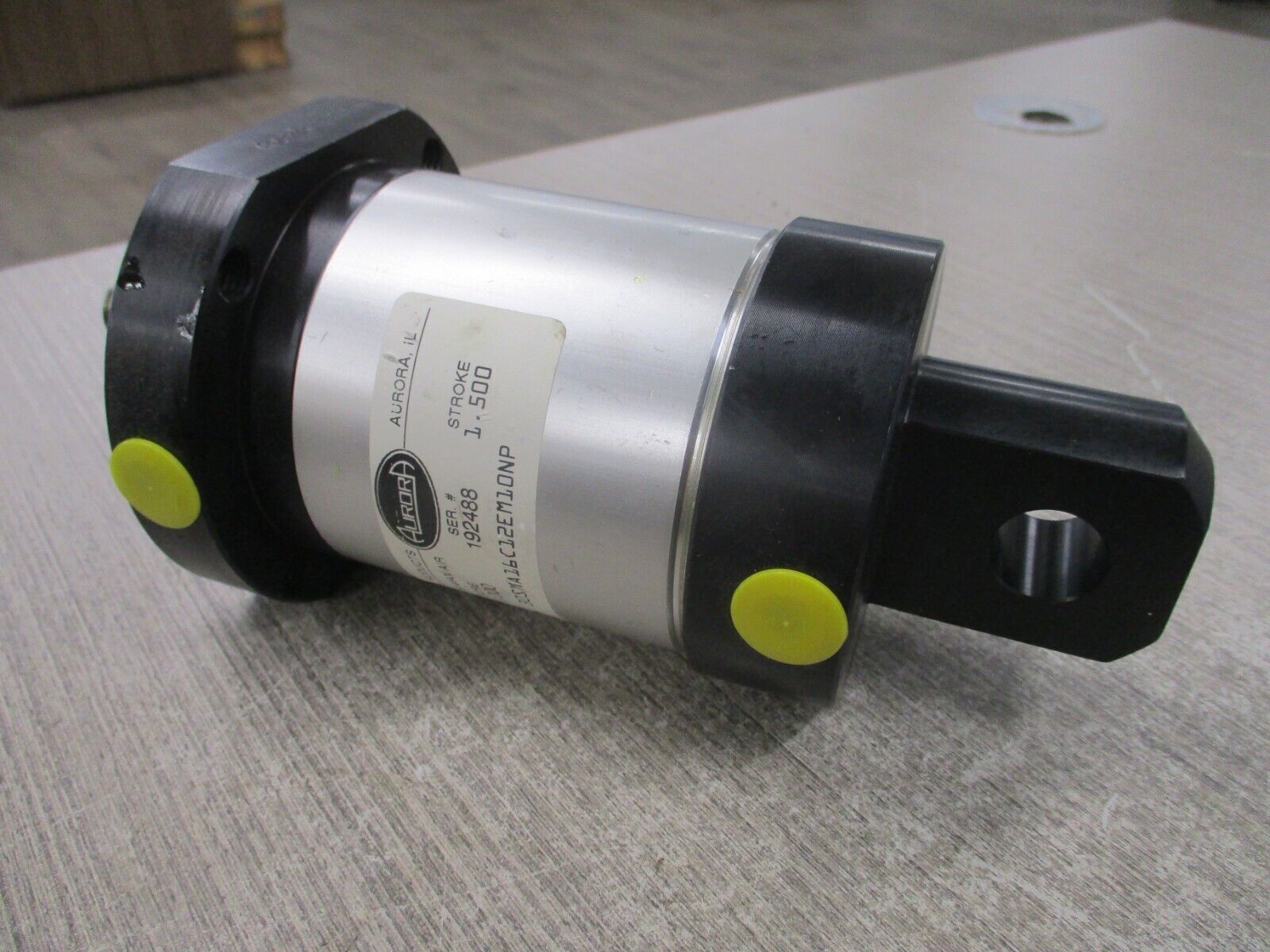 Aurora Hydraulic Air Cylinder 30SMA16C12EM10NP 200PSI Used