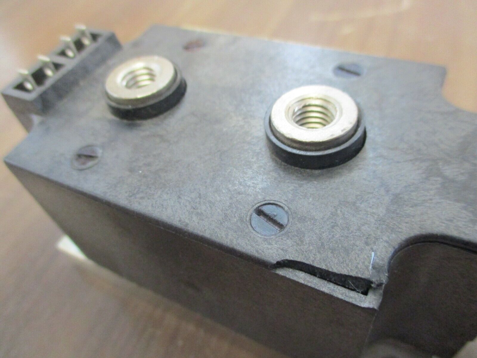 Powerex Pow-R-Blok Power Module 143-321-023 ED431625 *Cracked/Chipped* Used