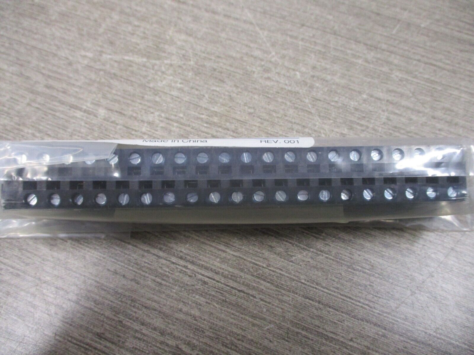 CTI Face 40 Terminal Block 2500-40F Rev. 001 New Surplus