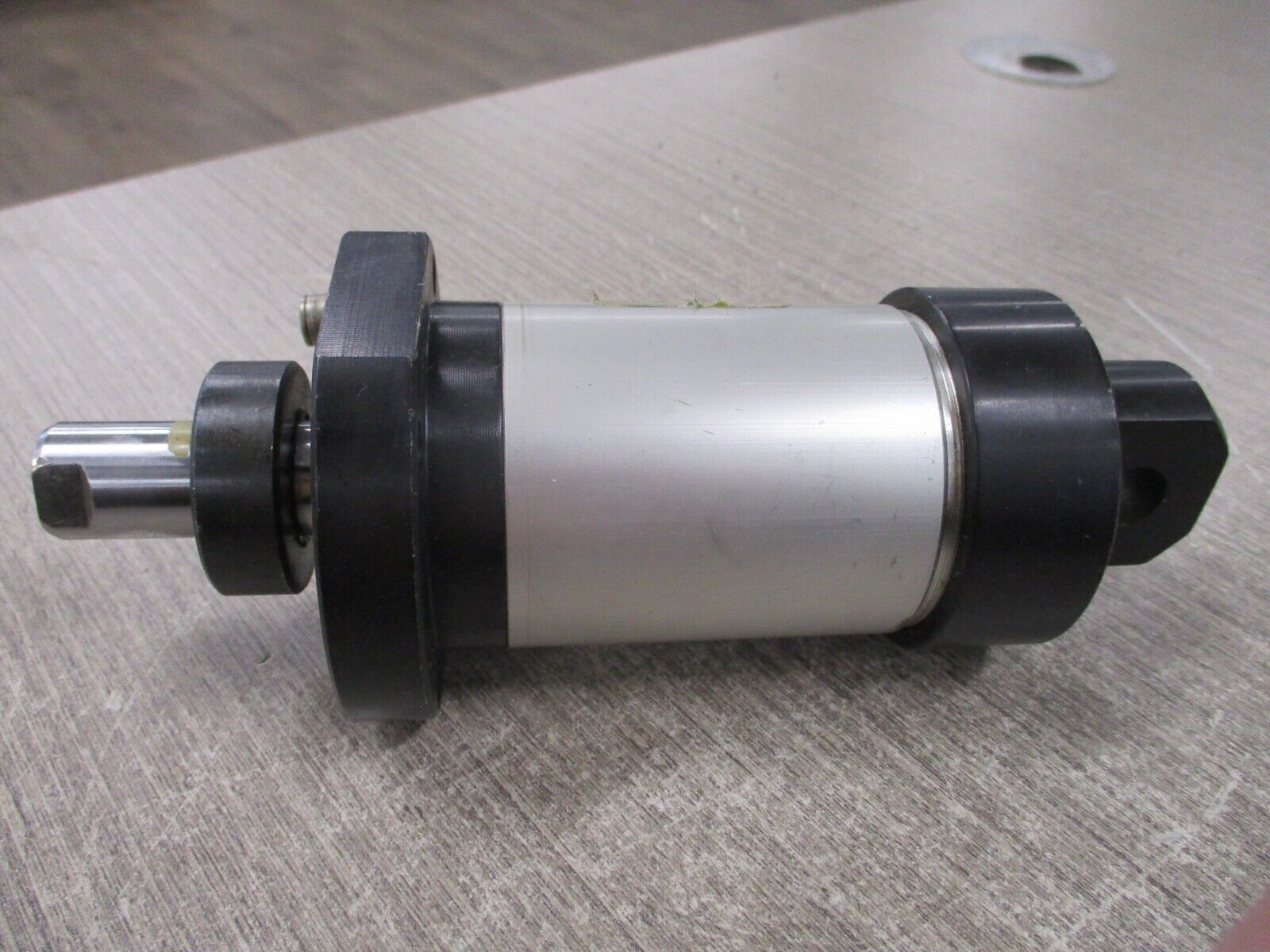 Aurora Pneumatic Air Cylinder 20SMA16C12EF 200PSI Bore: 2.000 Stroke: 1.500 Used