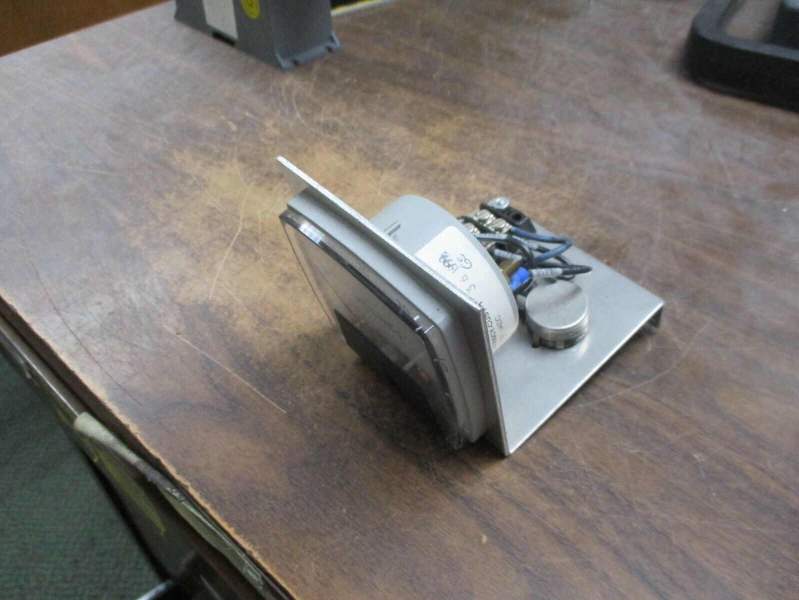 Process Measurement Company Tension Meter 250300CY-CUST-1 Range: 0-40lbs Used