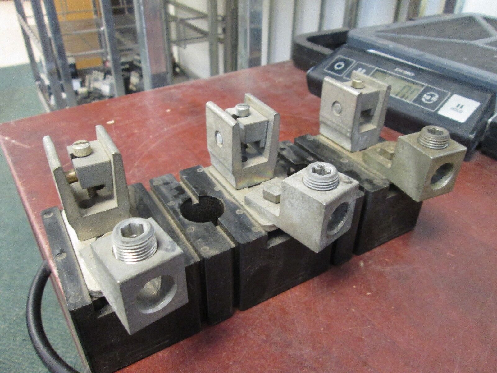 Allen-Bradley Fuse Block 40023-419-01 200A 600V Used