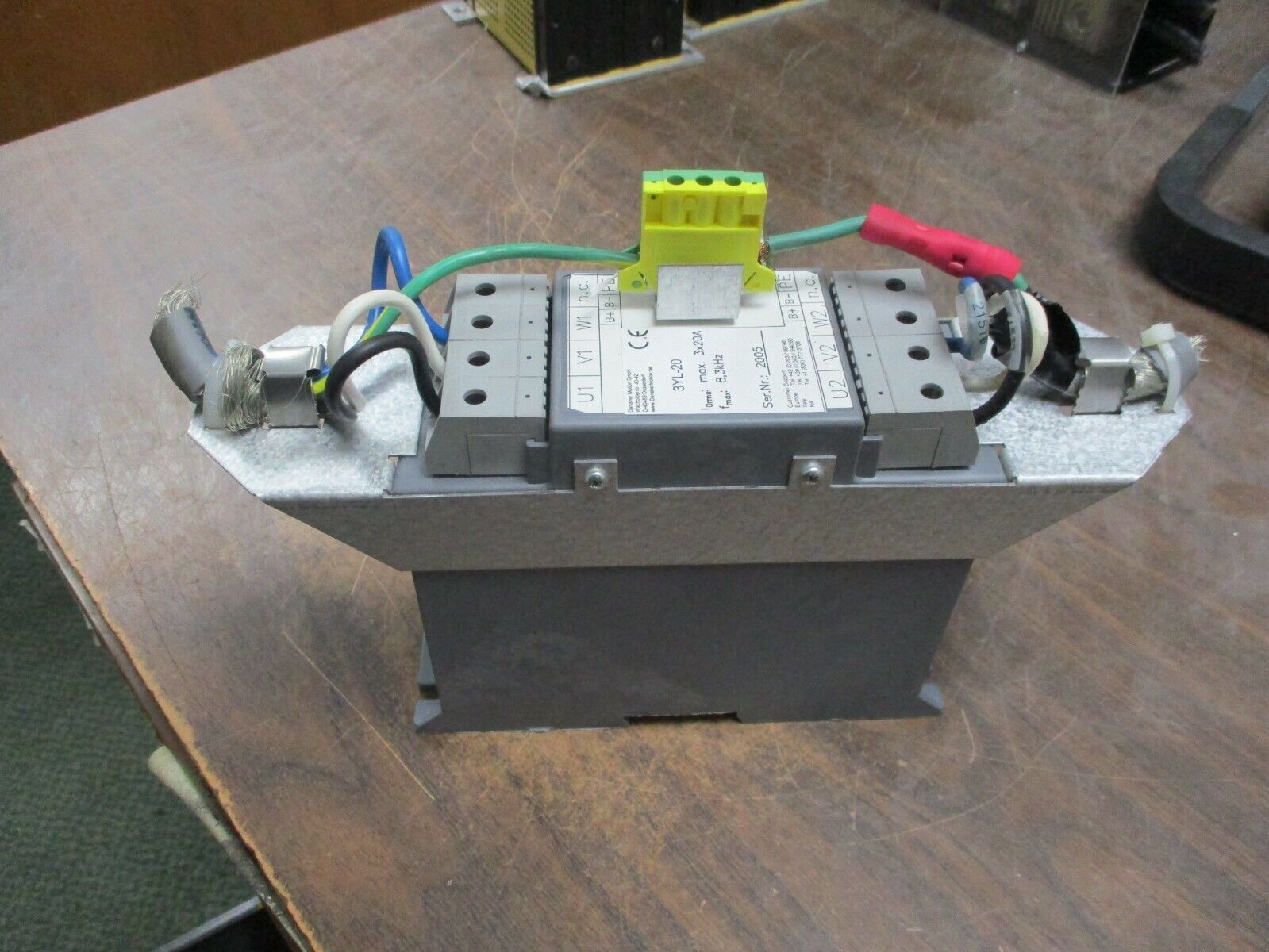 Danaher Motion Motor Control Unit 3YL-20 3X20A 8.3kHz Used