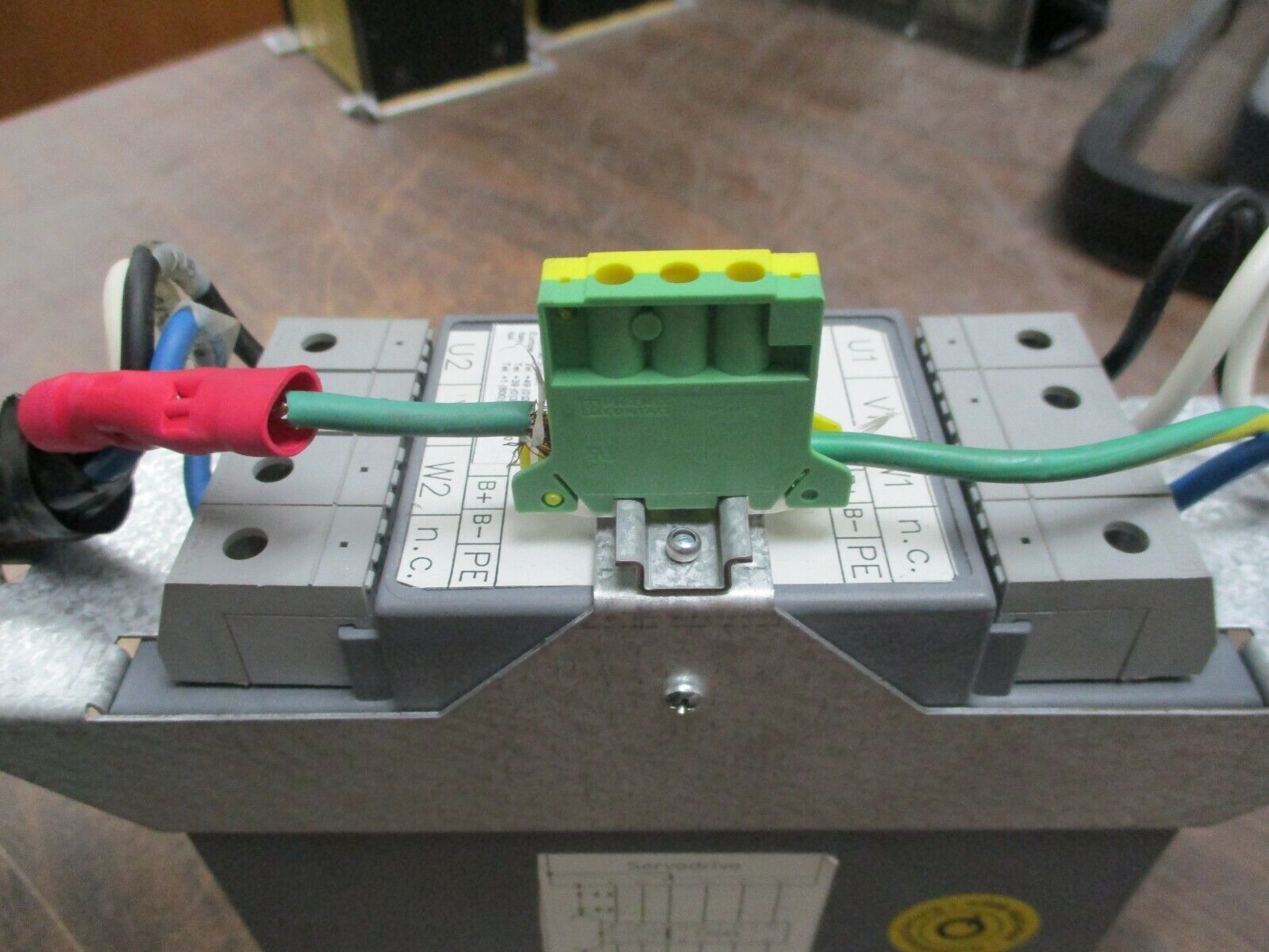 Danaher Motion Motor Control Unit 3YL-20 3X20A 8.3kHz Used