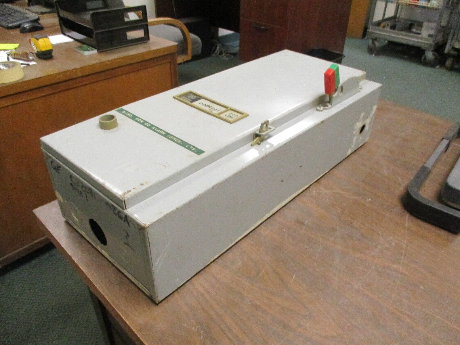 GE Size 1 Non Fusible Combination CR208C100EGA 115V Coil 27A 600V Used