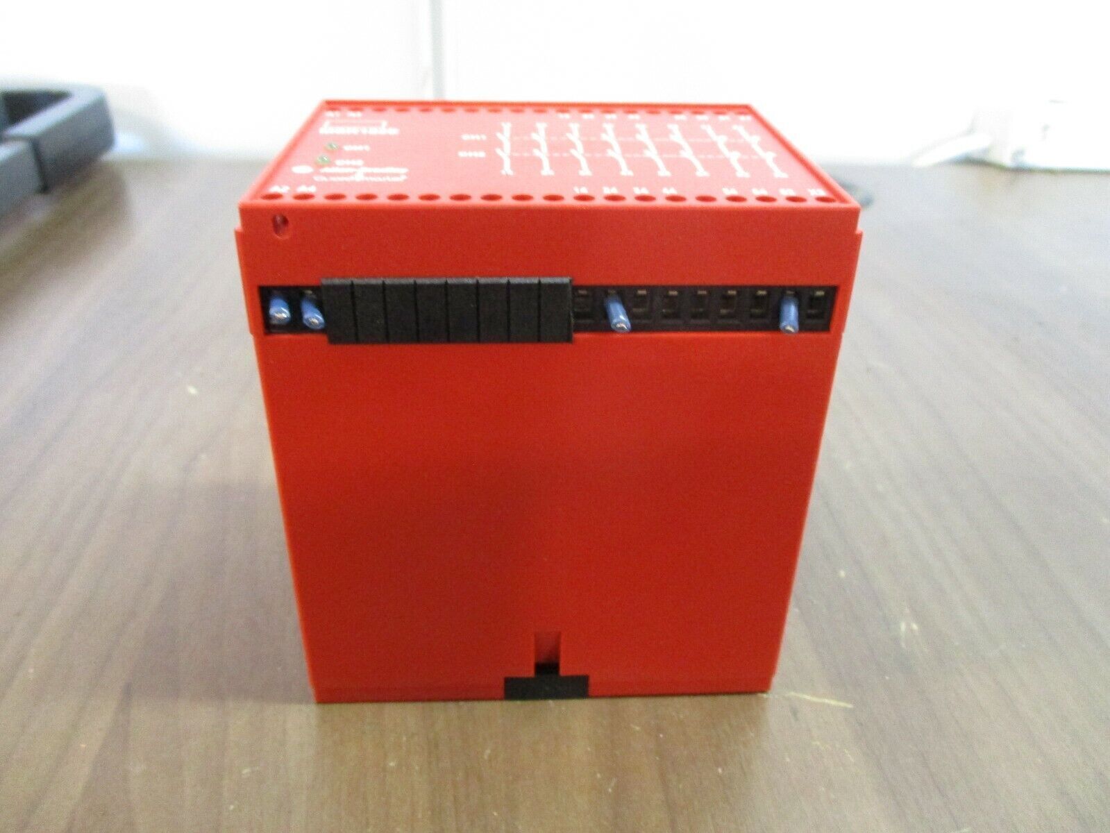 Allen-Bradley Guardmaster MSR122E Safety Relay 440R-E21358 Ser. A Used