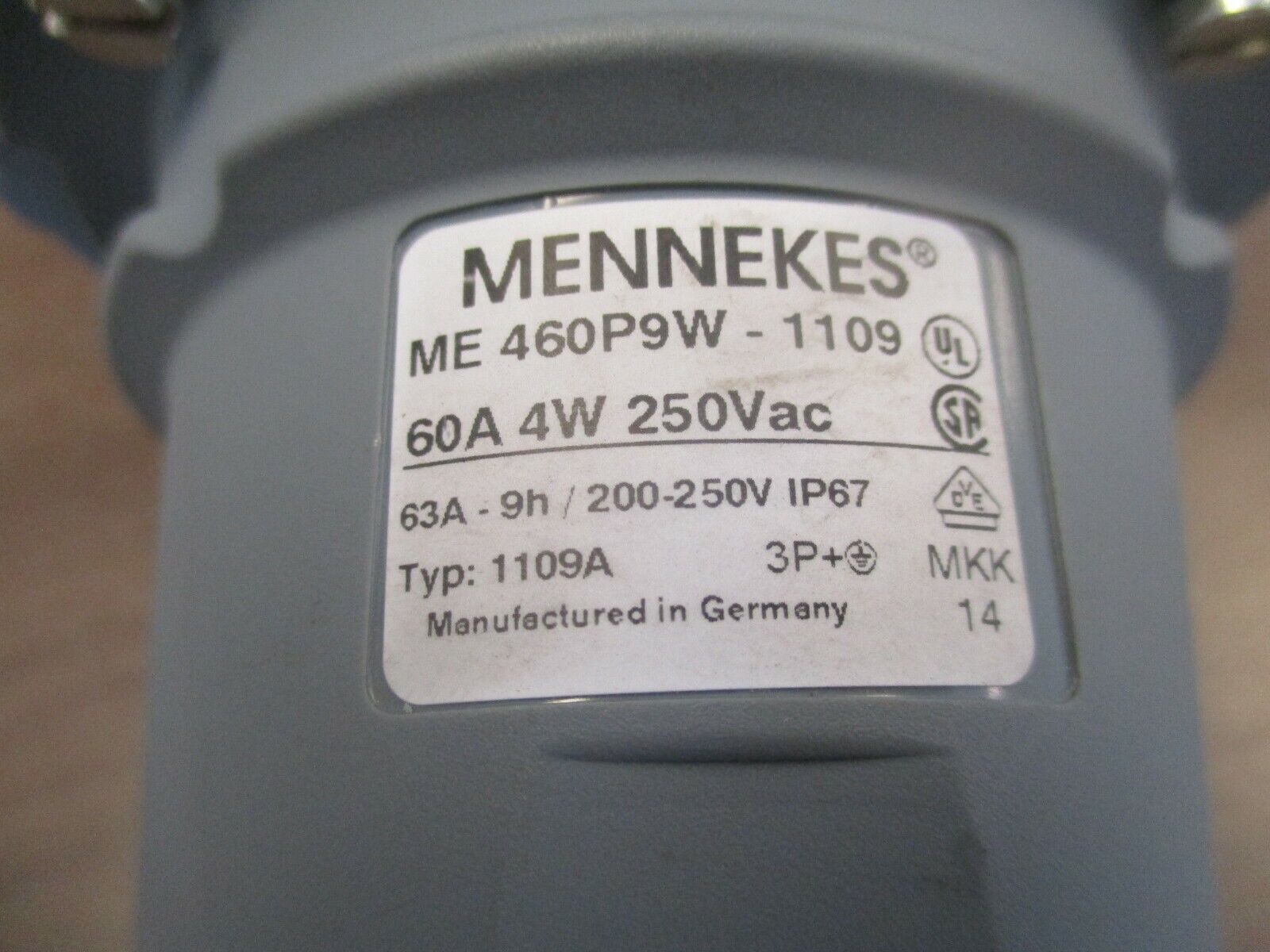 Mennekes Plug & Receptacle Set ME460P9W-1109/ME460R9W 60A 250V 4W 3P Used