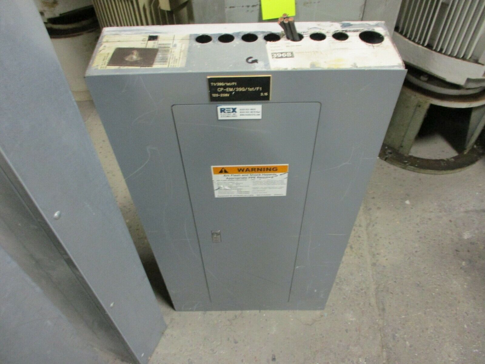 Square D Main Breaker Circuit Breaker Panel 12192539680100001 80A Max 208Y/120