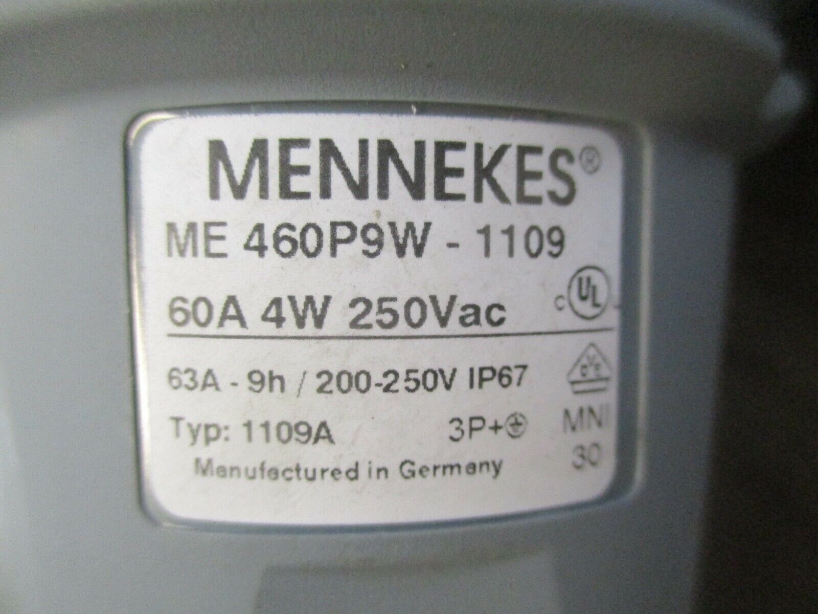 Mennekes Plug ME460P9W-1109 60A 250V 4W 3P Used