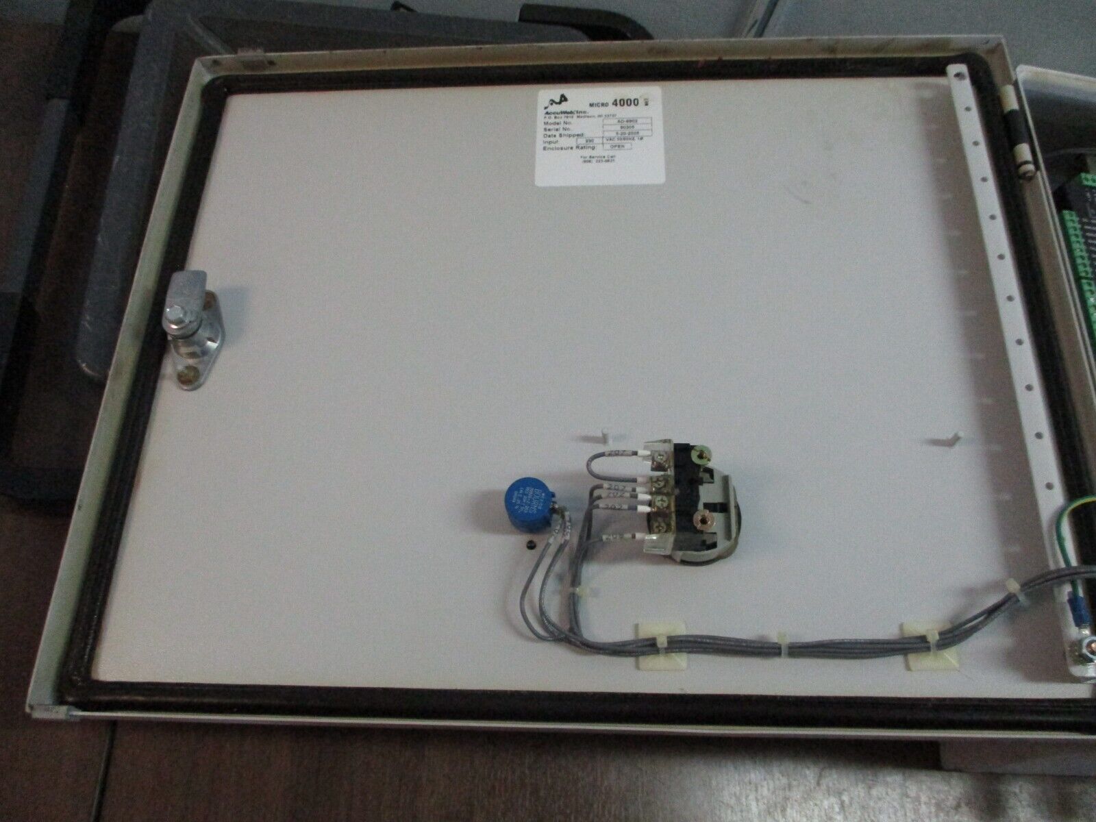 AccuWeb Micro 4000 Web Guide Control System AD-6902 230V 50/60Hz 1Ph Used