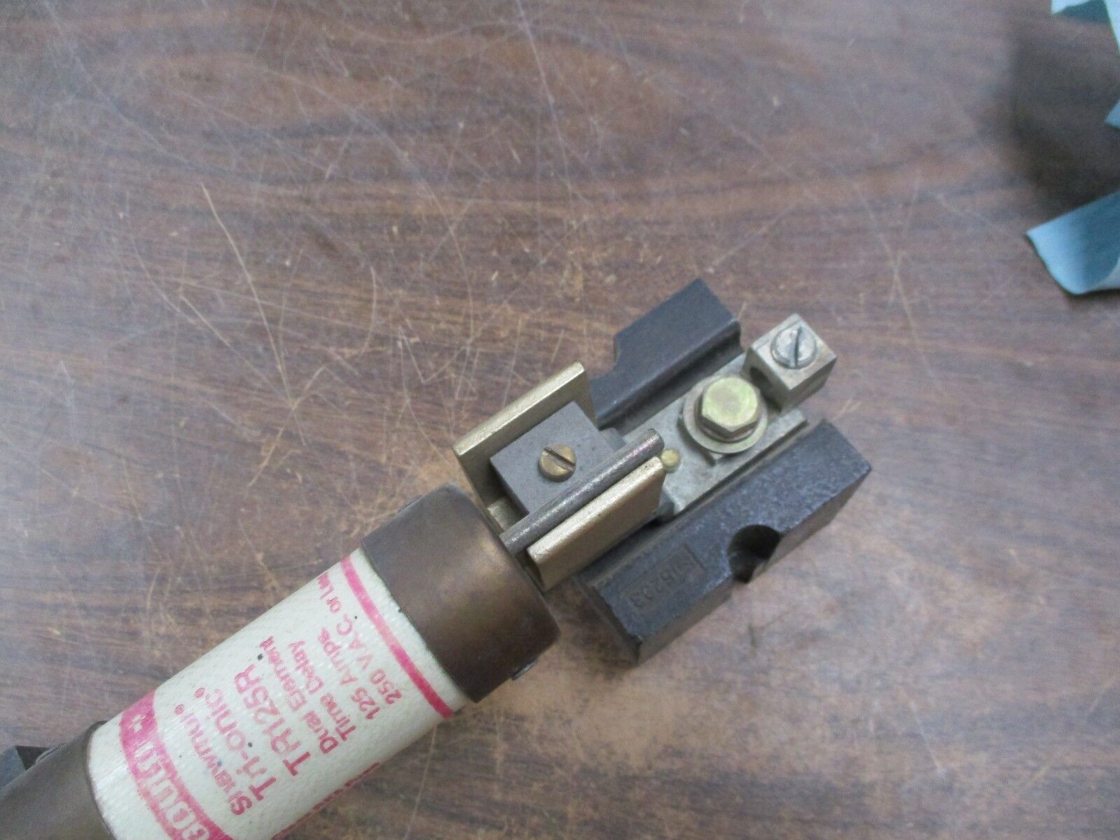 Allen-Bradley Fuse Block X-393981 TR125R 125A Fuse 200A 600V 1P Used