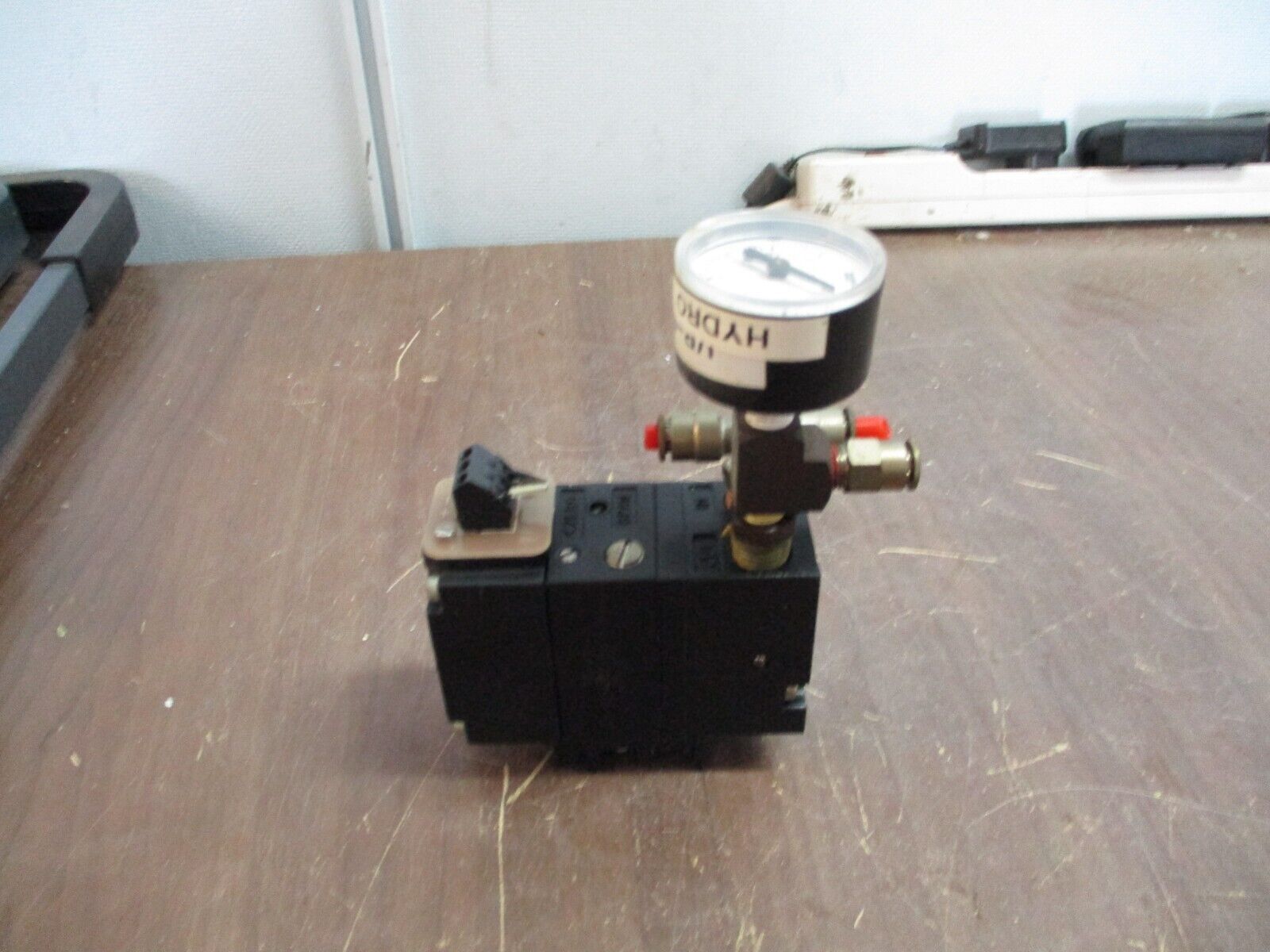 Fairchild Transducer TT6000-401 Input: 4-20mA Output: 3-15PSIG Used
