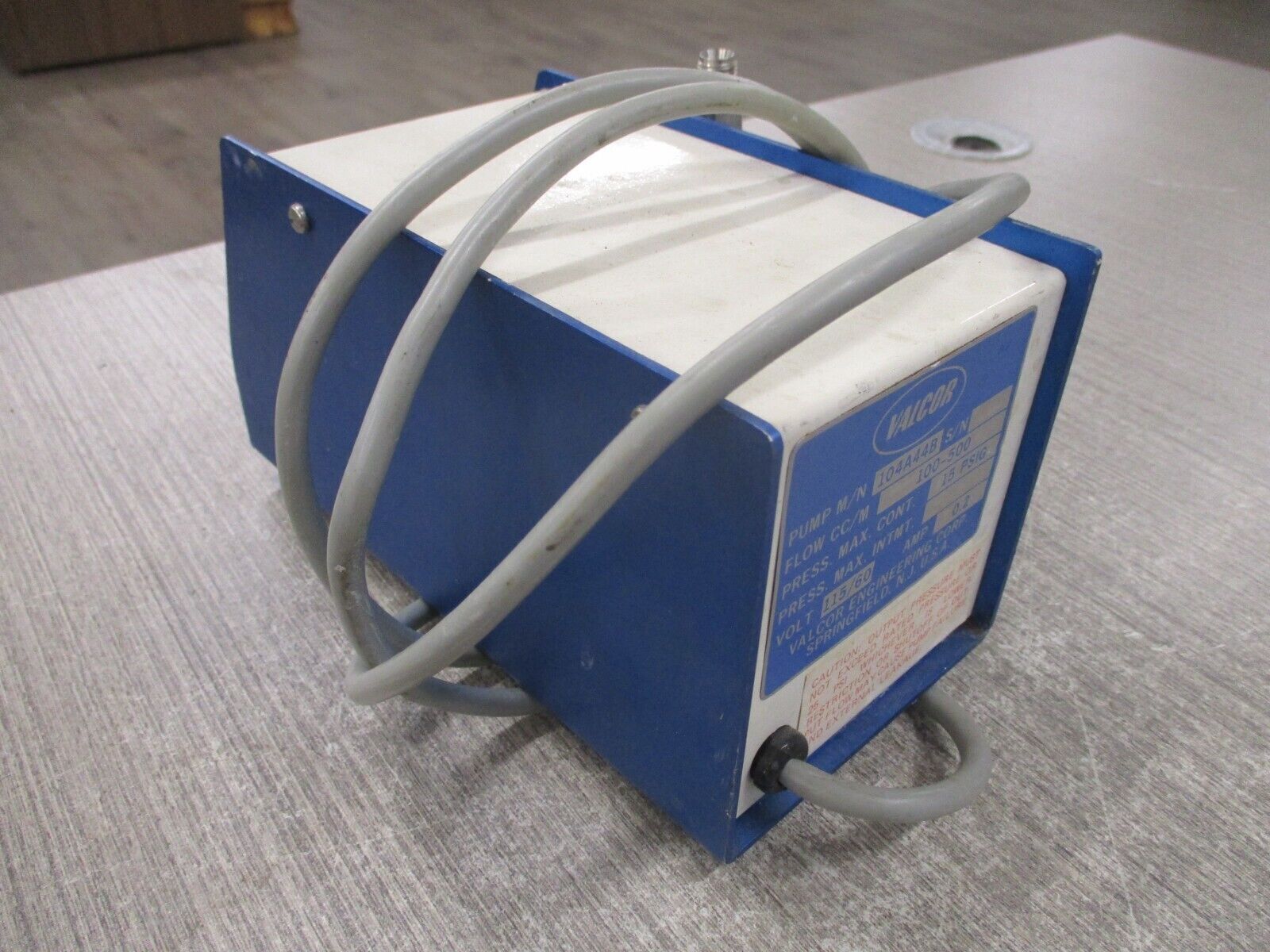 Valcor Pump 104A44B Flow: 100-500 CC/M 15 PSIG 115V 60Hz 0.2A Used