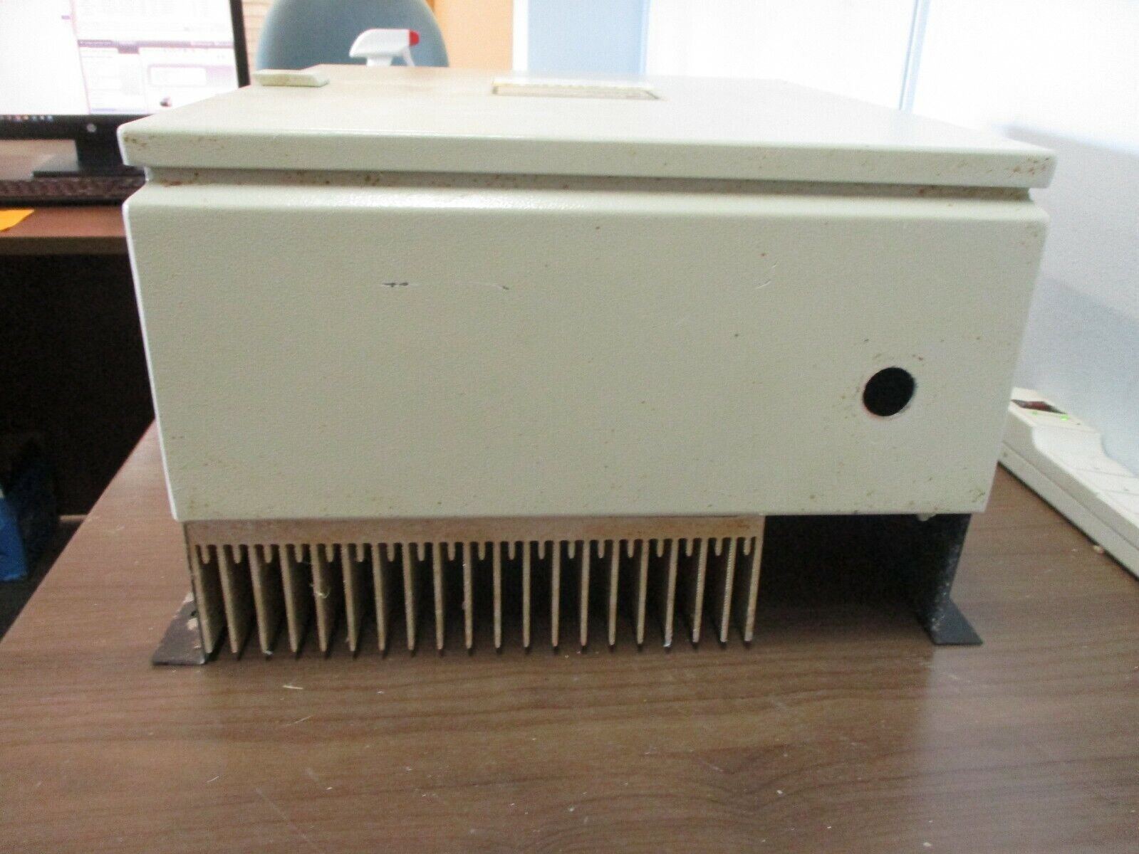 Motortronics AC Drive KP1-405-E-GF 5HP 400V 50/60Hz 8.8A Nema 4X Used