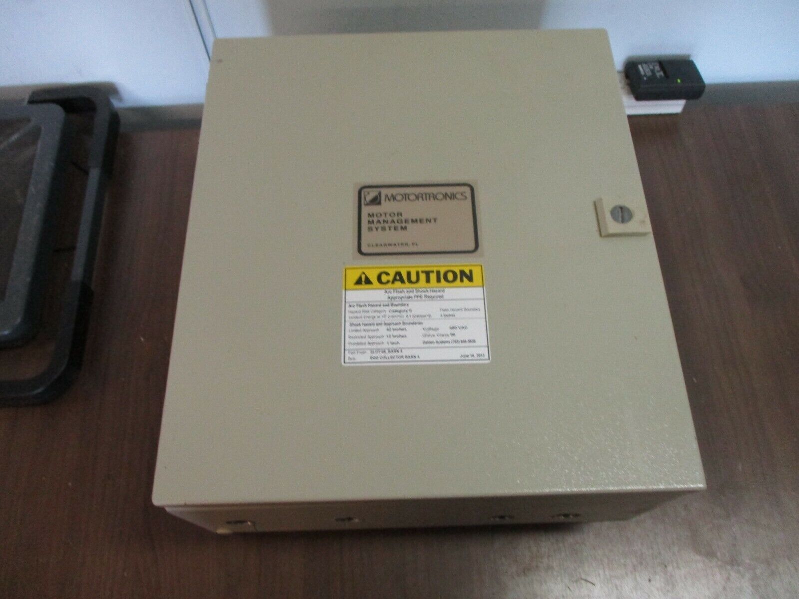 Motortronics AC Drive KP1-405-E-GF 5HP 400V 50/60Hz 8.8A Nema 4X Used