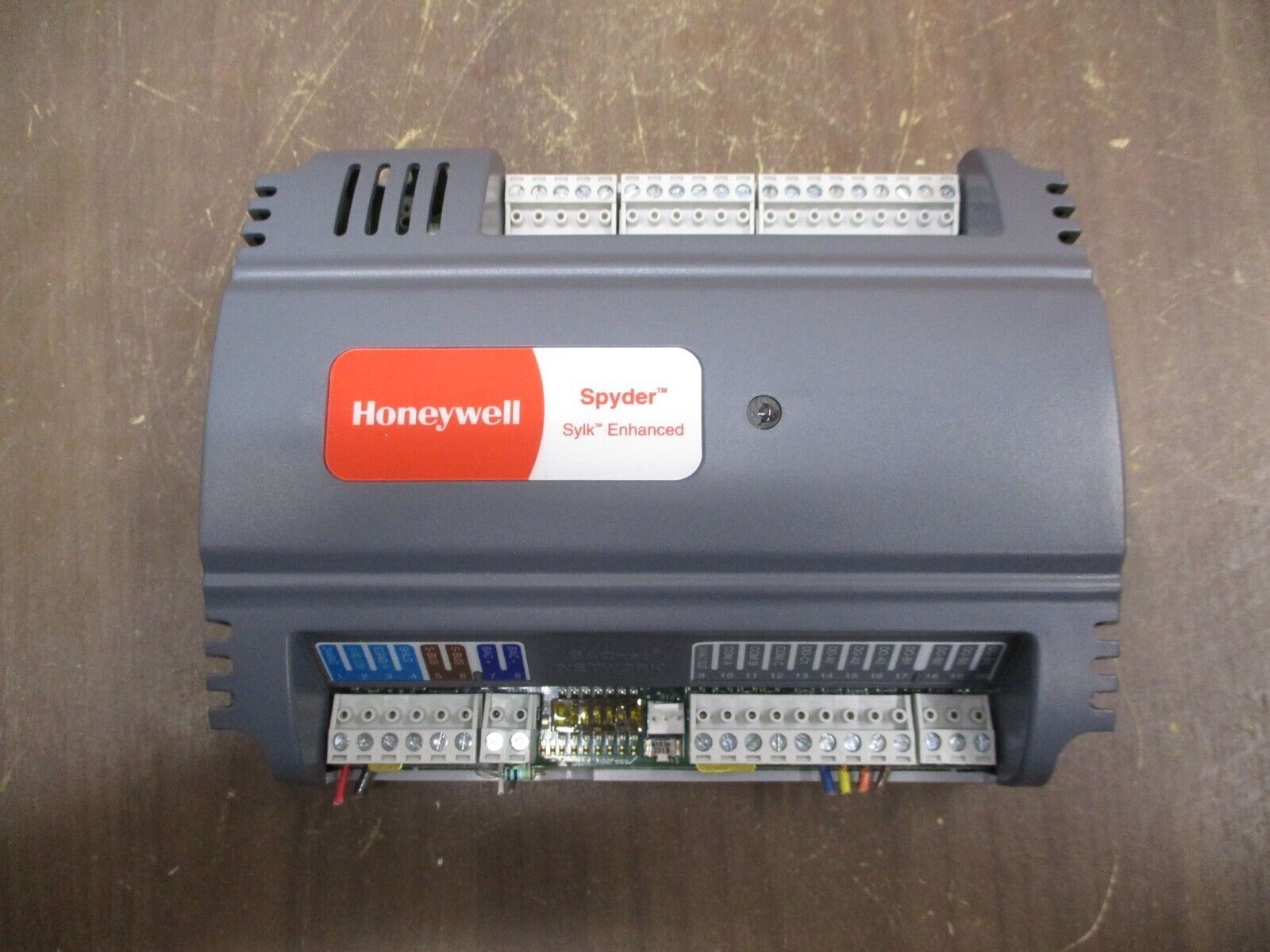 Honeywell Spyder Sylk Enhanced Programmable Controller PUB6438SR Used