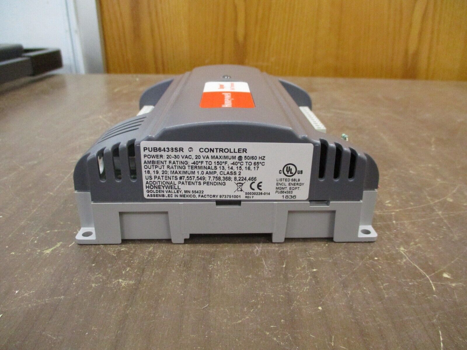 Honeywell Spyder Sylk Enhanced Programmable Controller PUB6438SR Used