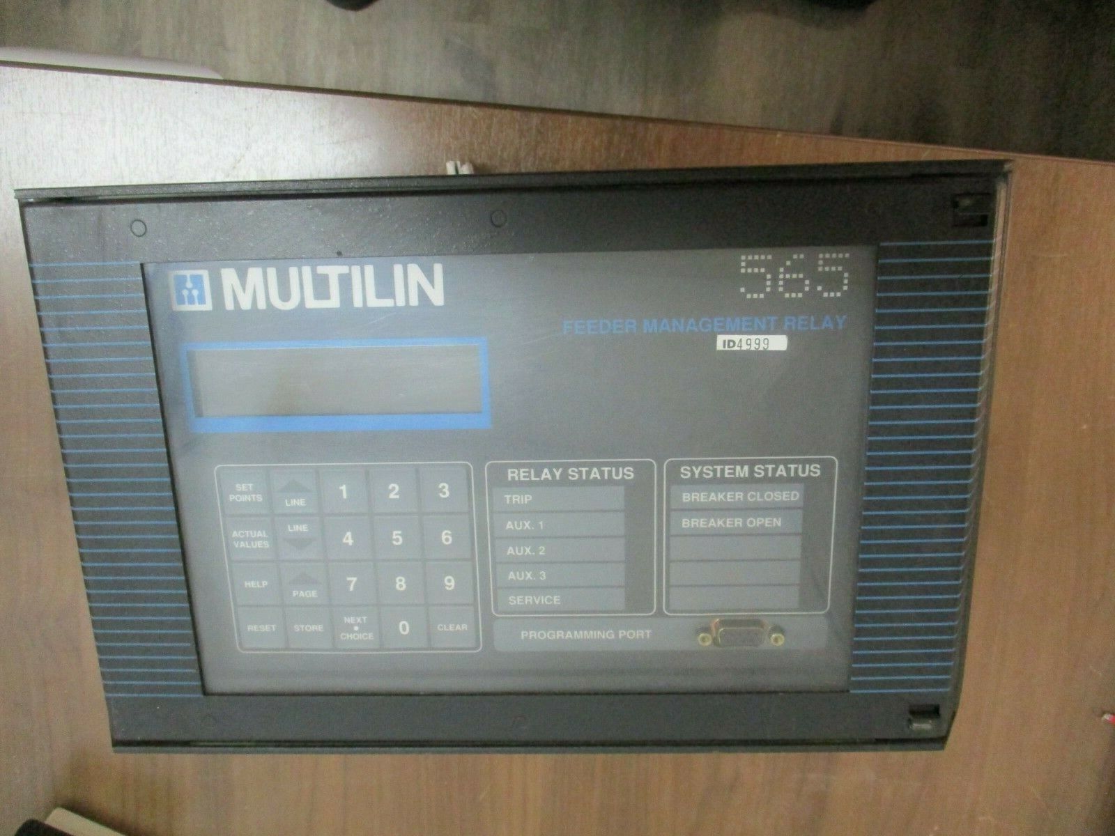 Multilin 565 Feeder Management Relay 565-5-5-O-A-E 95-260V AC/DC 60 Hz 50w Used