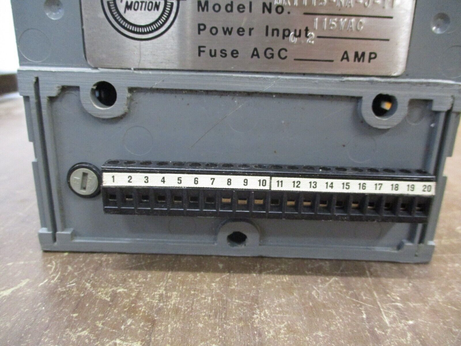 Micro Motion DRT Digital Rate Totalizer DRT115-NA-J-TI 115VAC Used