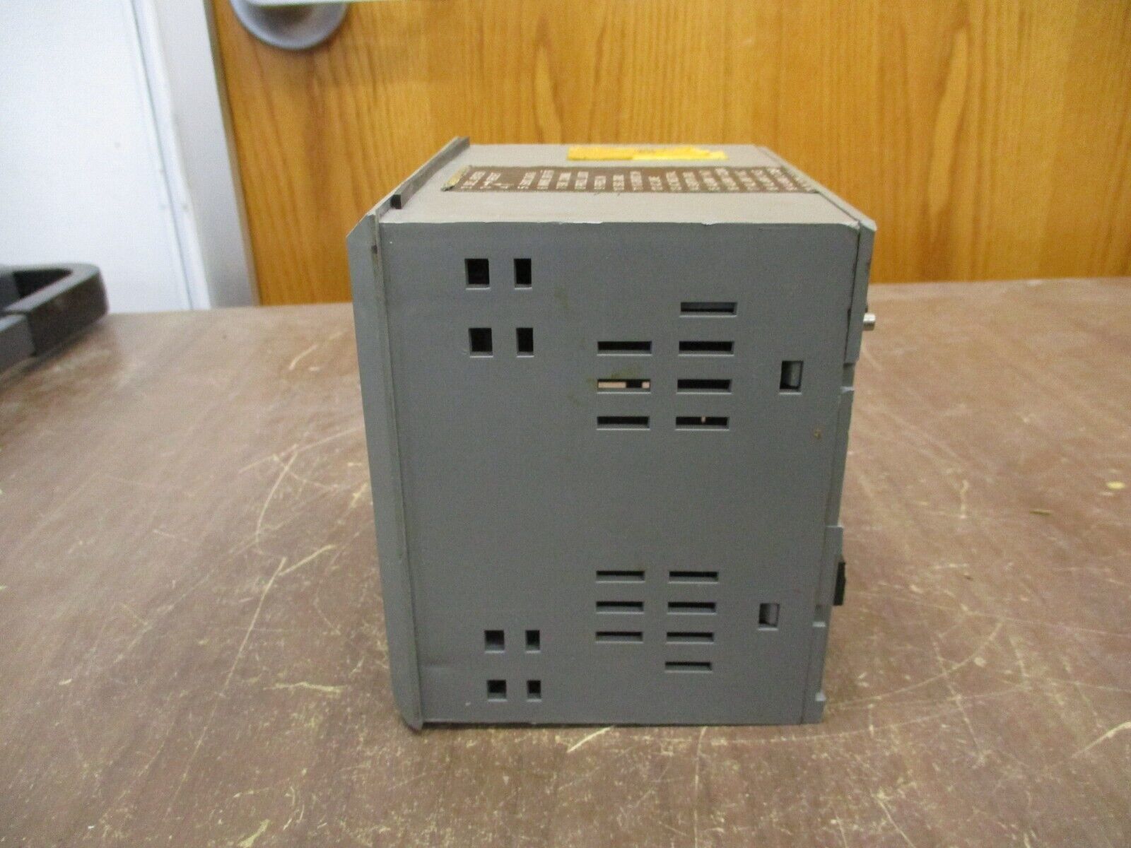 Micro Motion DRT Digital Rate Totalizer DRT115-NA-J-TI 115VAC Used