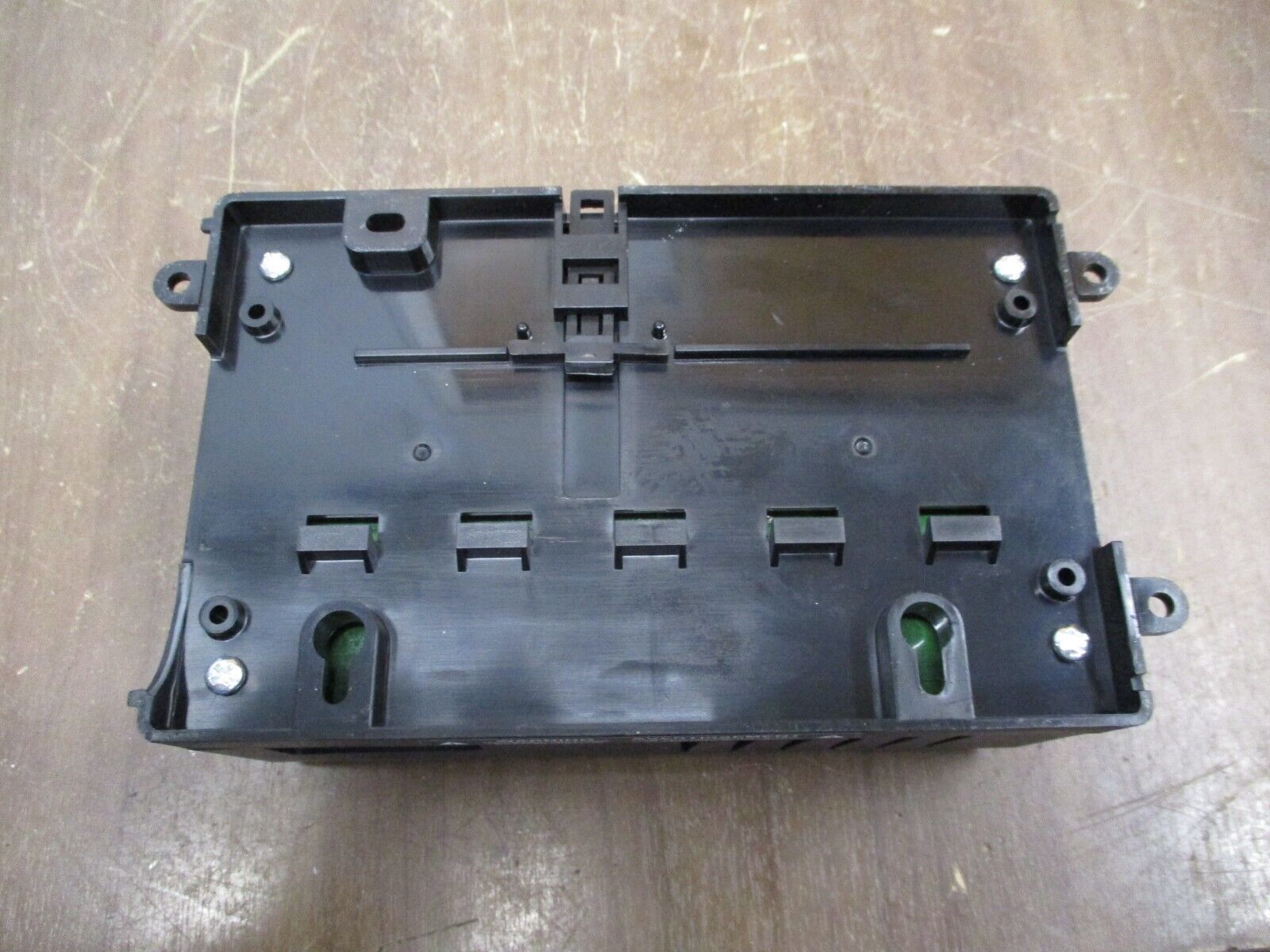 Honeywell Programmable Plant Controller AX3-PPC-O *Broken Mounting Foot* Used