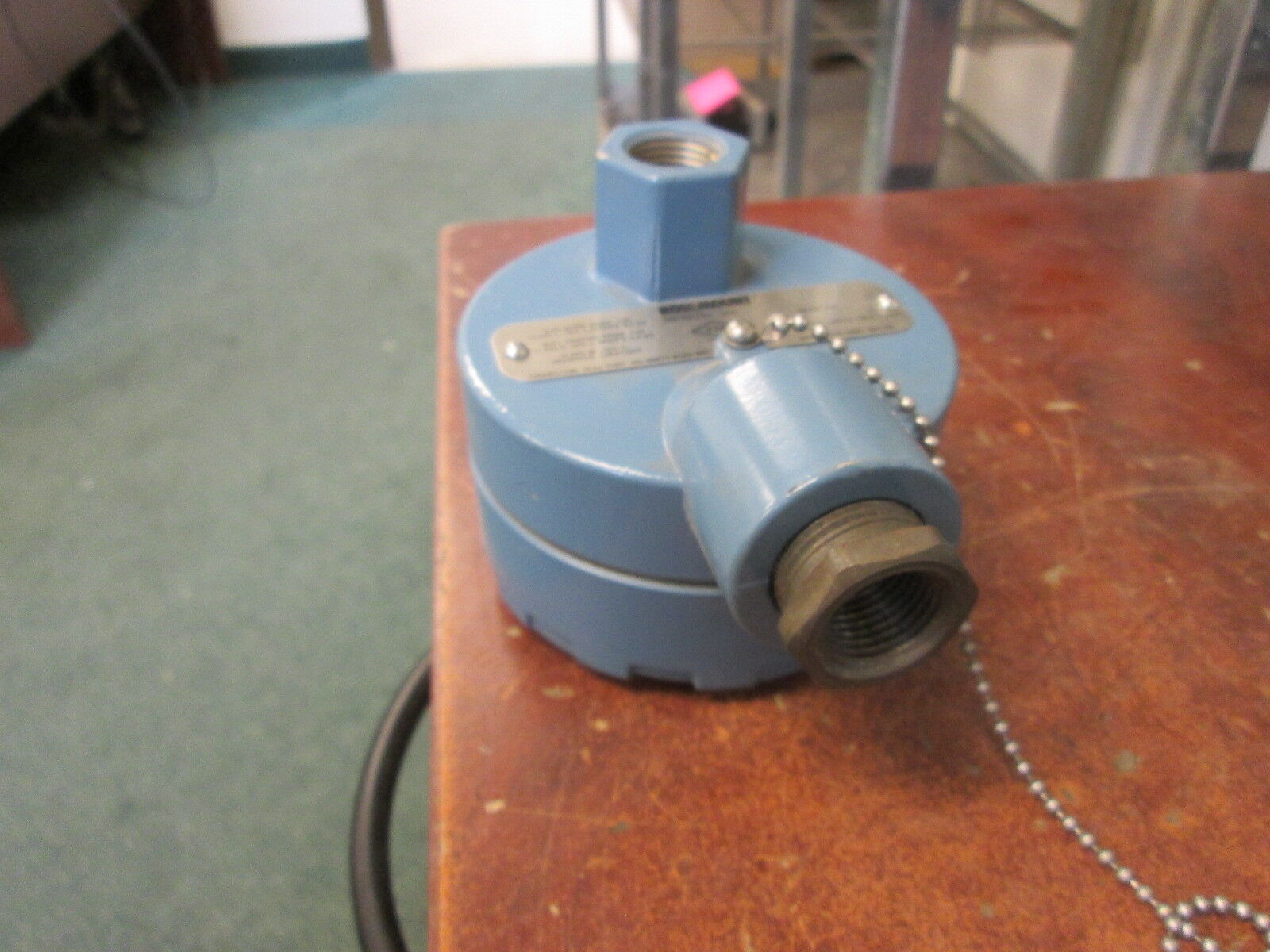 Rosemount Explosion Proof Connection Head 00079-0325-0004 4x Enclosure Used