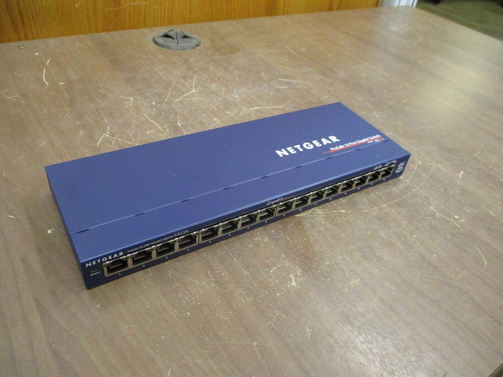 Netgear ProSafe Gigabit Switch GS116 V2 16-Port *No Power Supply* Used
