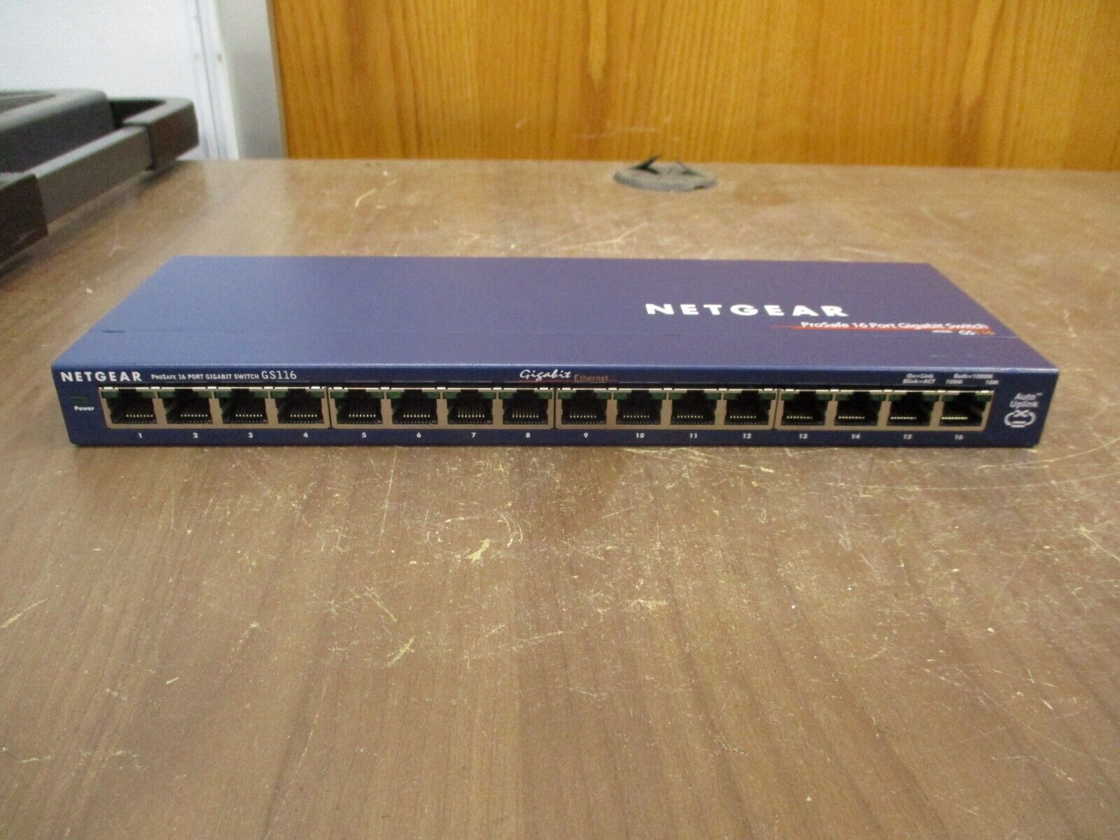 Netgear ProSafe Gigabit Switch GS116 V2 16-Port *No Power Supply* Used